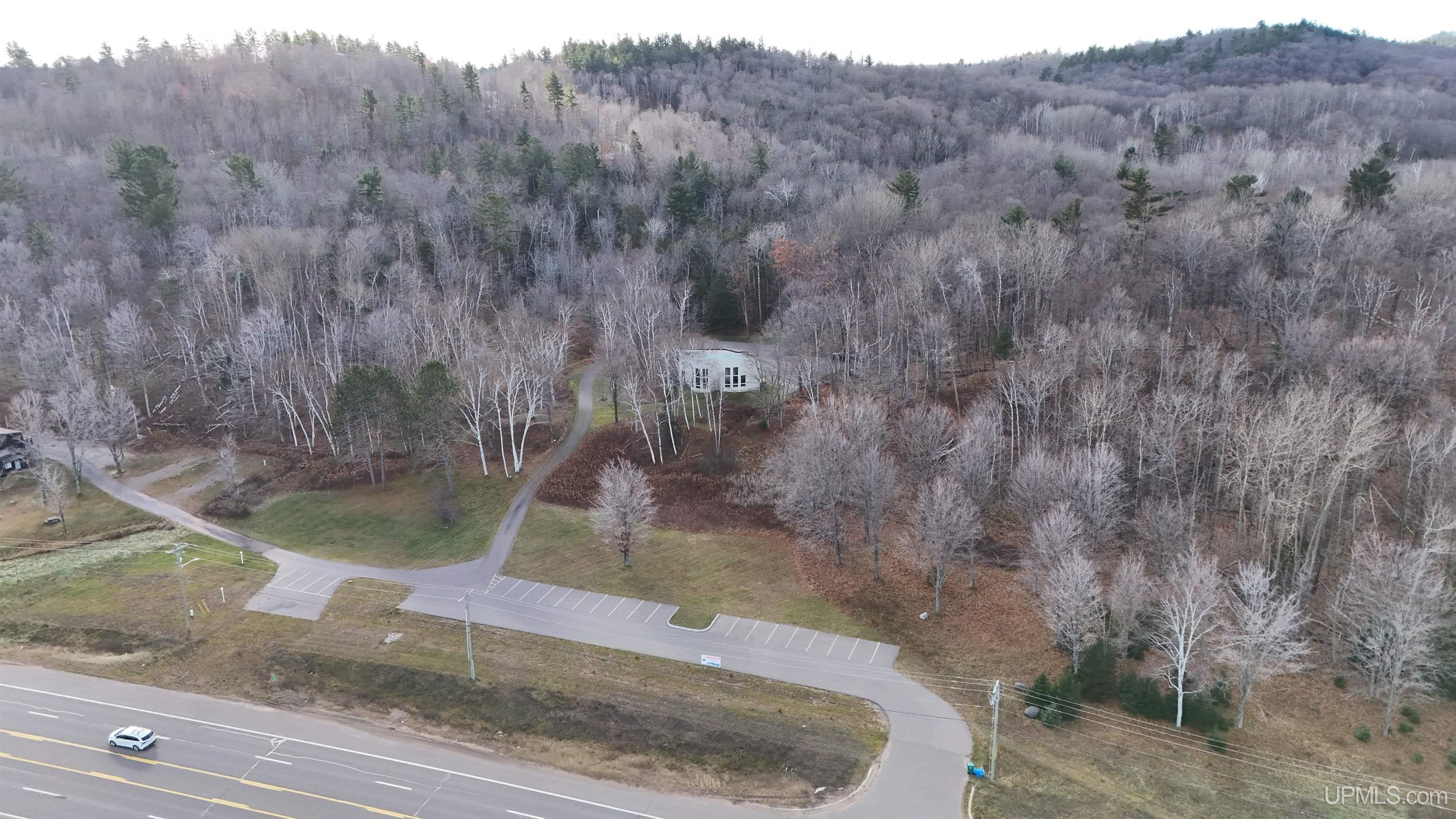 2070 S Us41 Highway, Marquette, MI, 49855