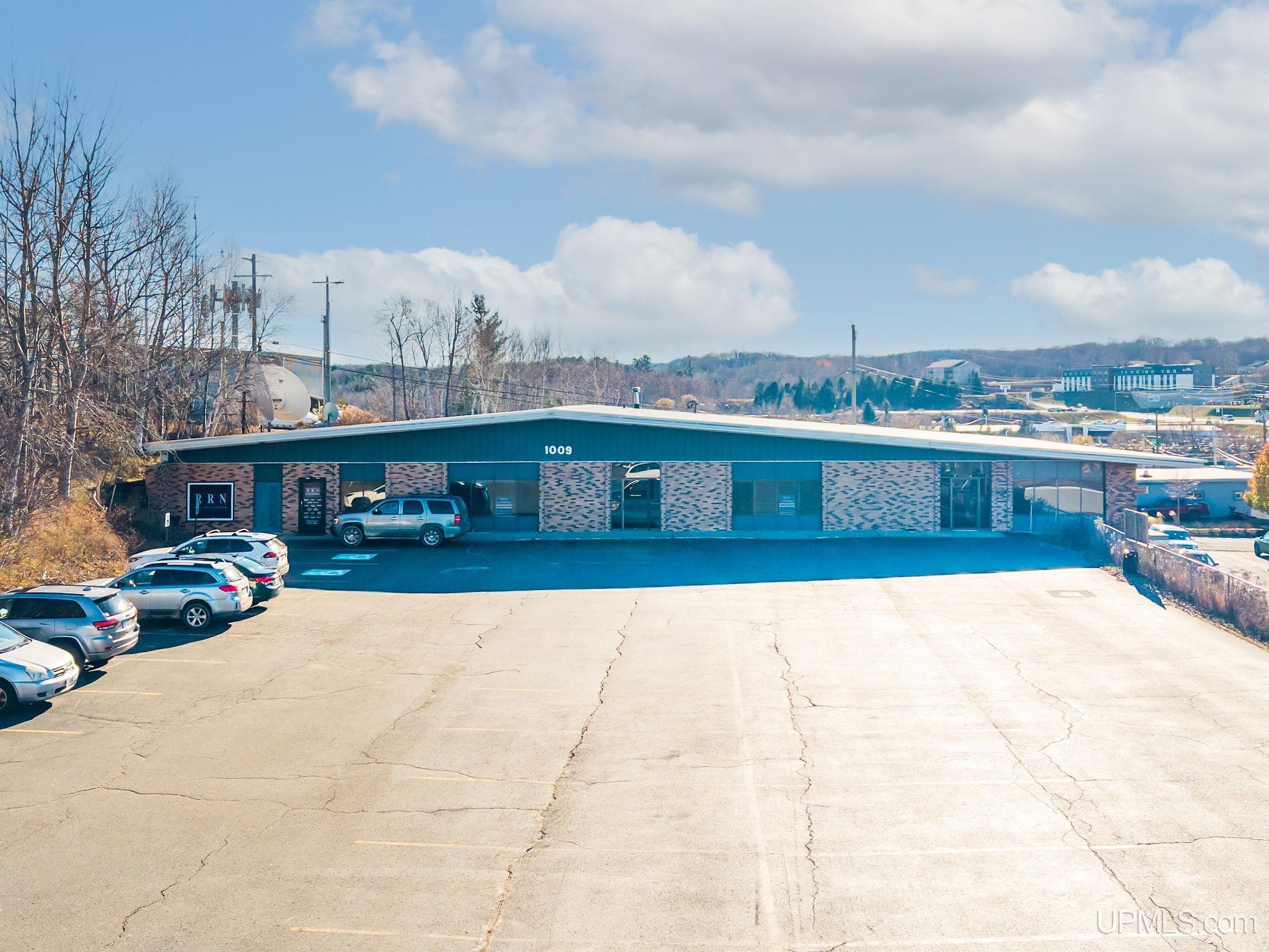 Commercial Listing MLS Number 50194620