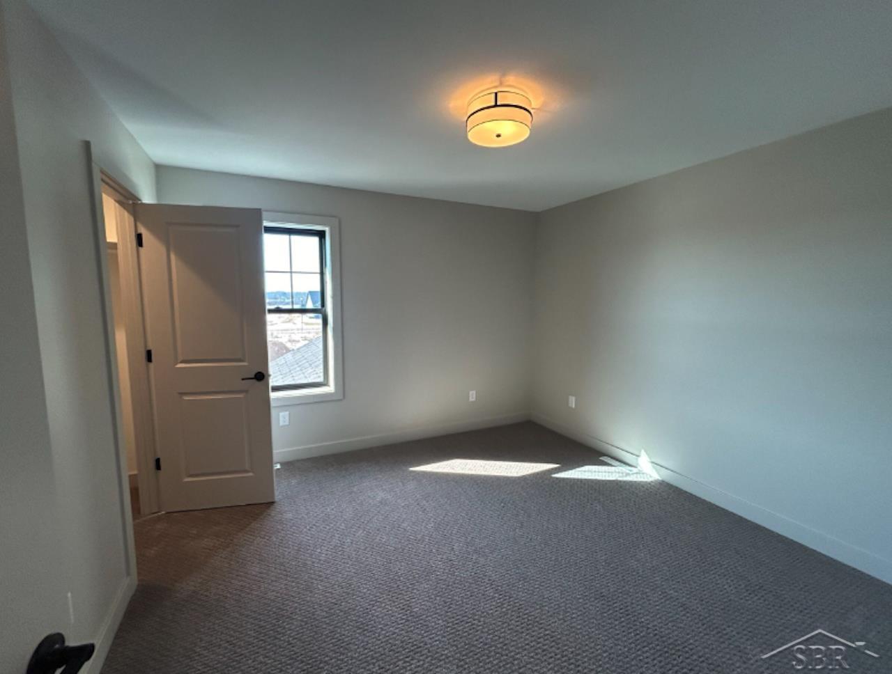 8657 Foxtail Trail Street, Freeland, MI, 48623