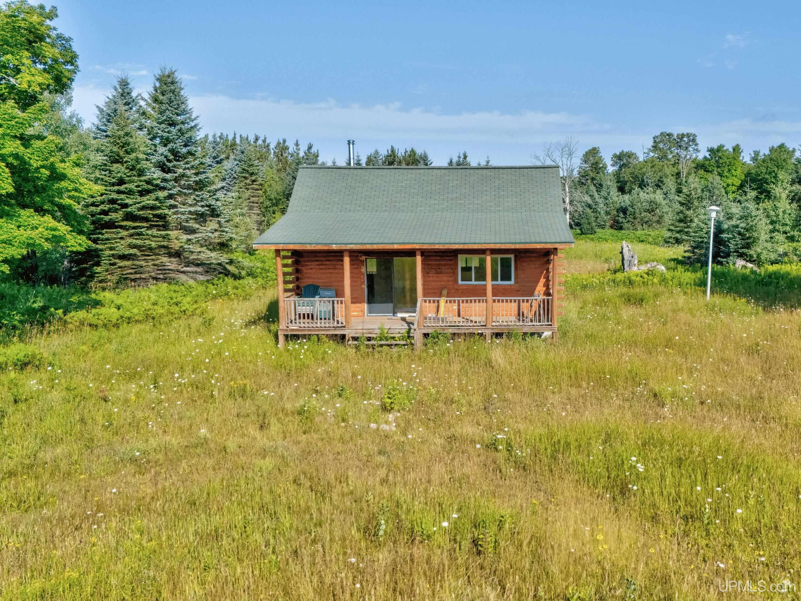 2nd image of 1617 W Us Hwy 2 Hwy, Gulliver, MI 49840 | MLS# 50194921