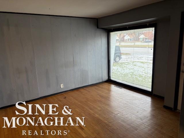 16666 E 8 Mile Road, Detroit, MI, 48205