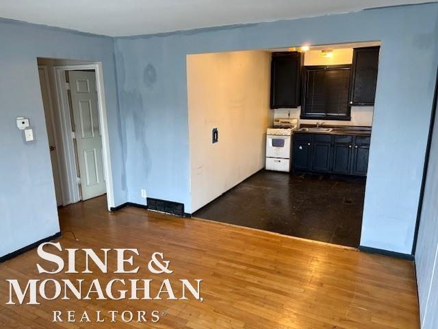 16666 E 8 Mile Road, Detroit, MI, 48205