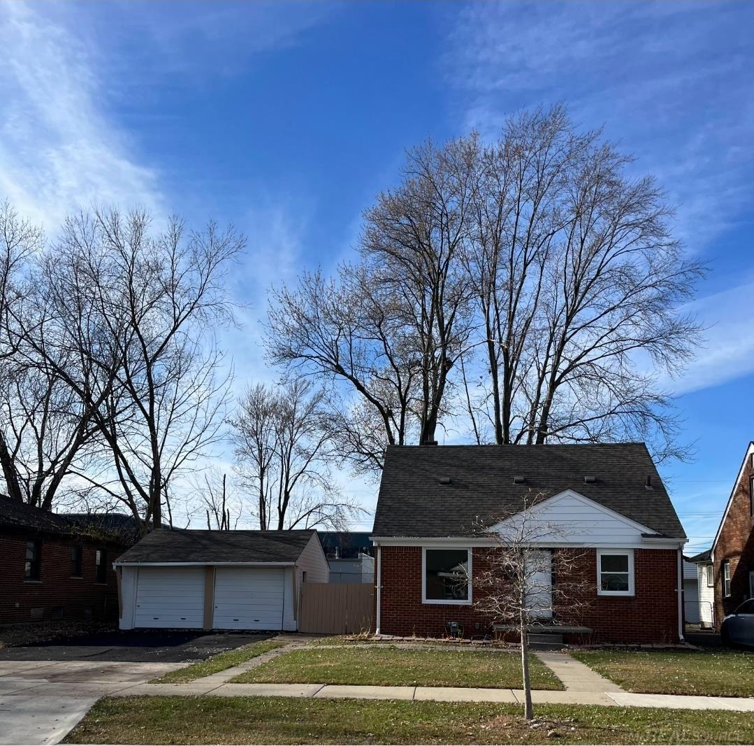 27247 Leroy Drive, Roseville, MI, 48066