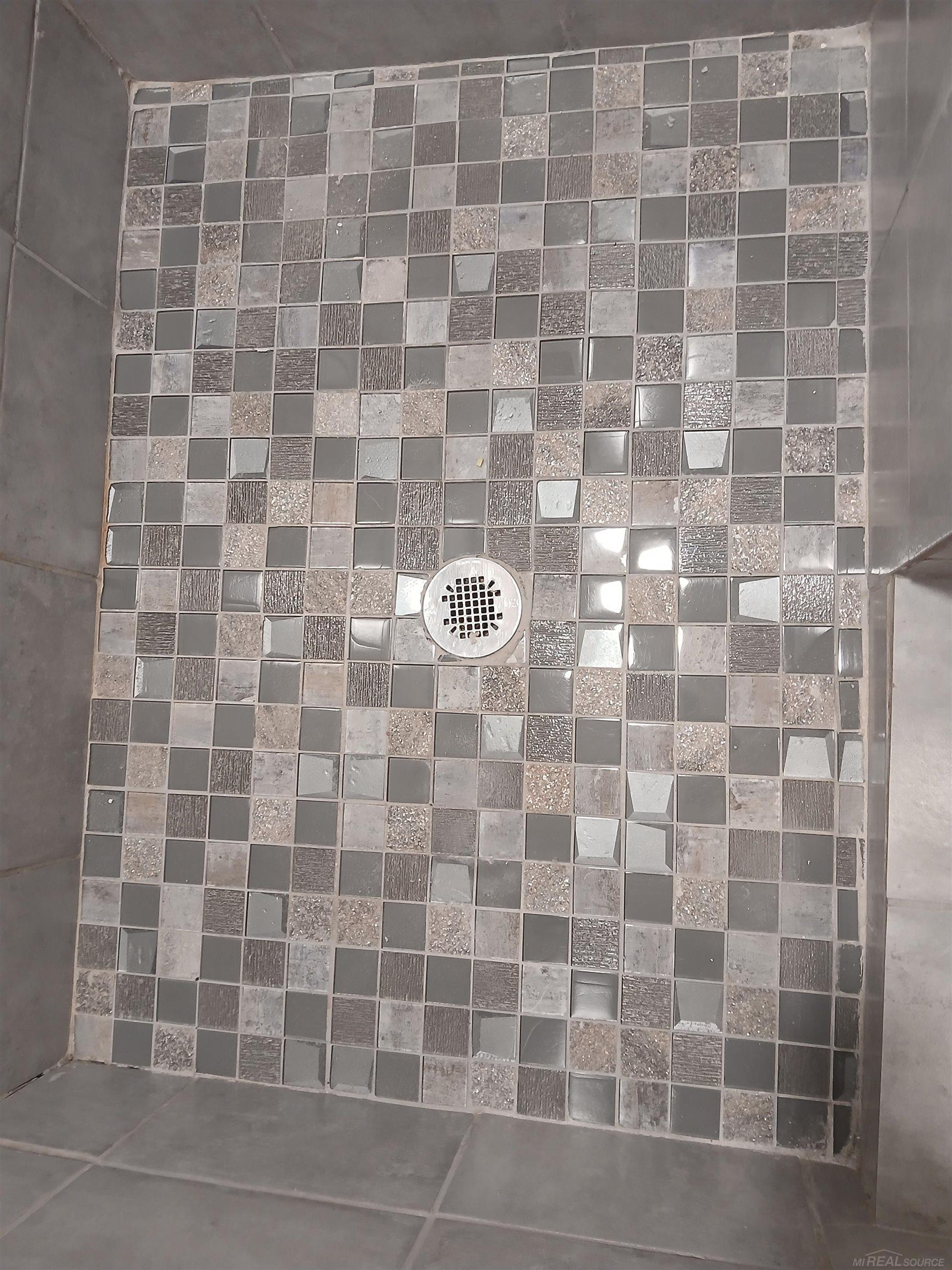 27247 Leroy Drive, Roseville, MI, 48066