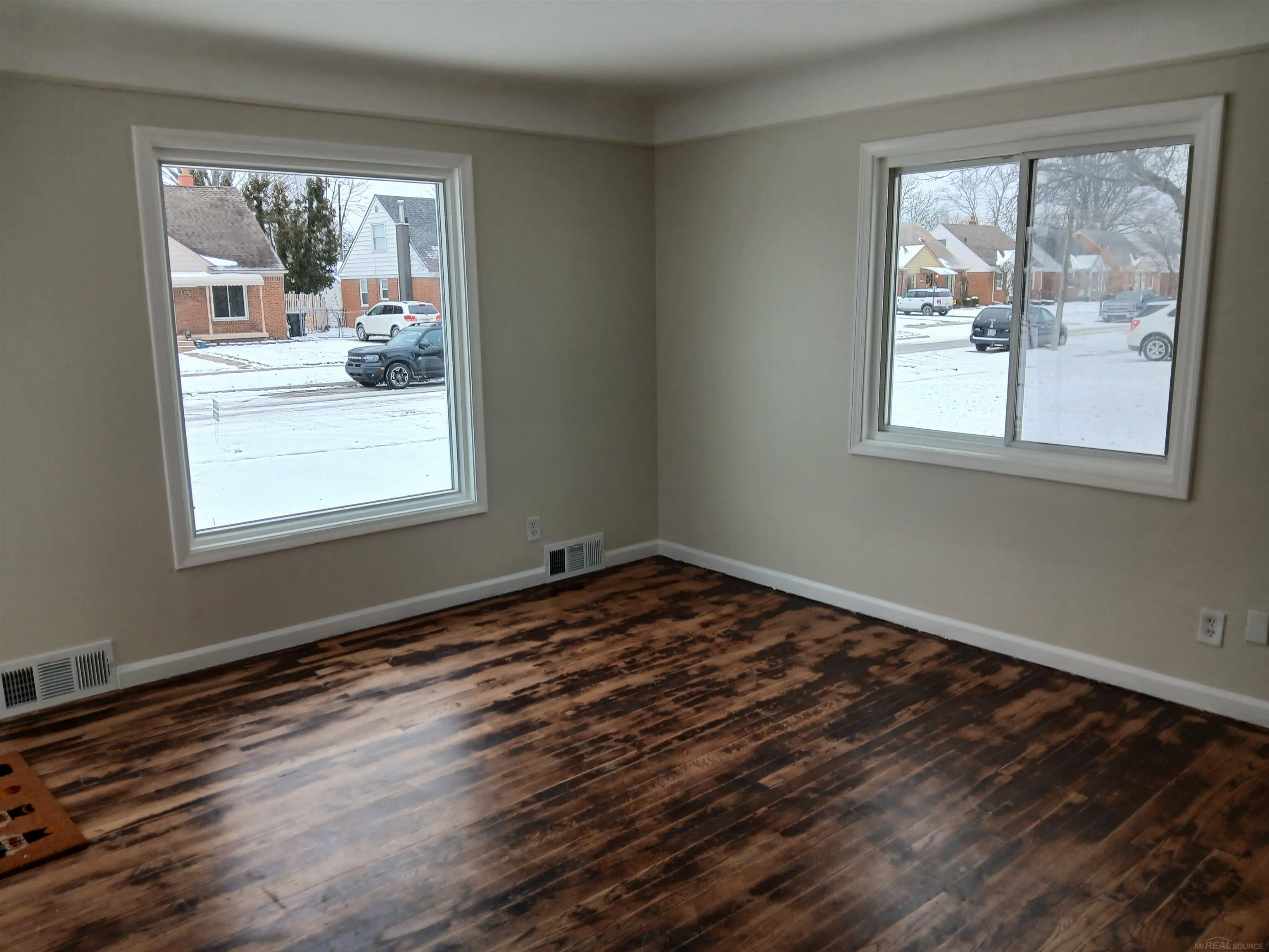 27247 Leroy Drive, Roseville, MI, 48066