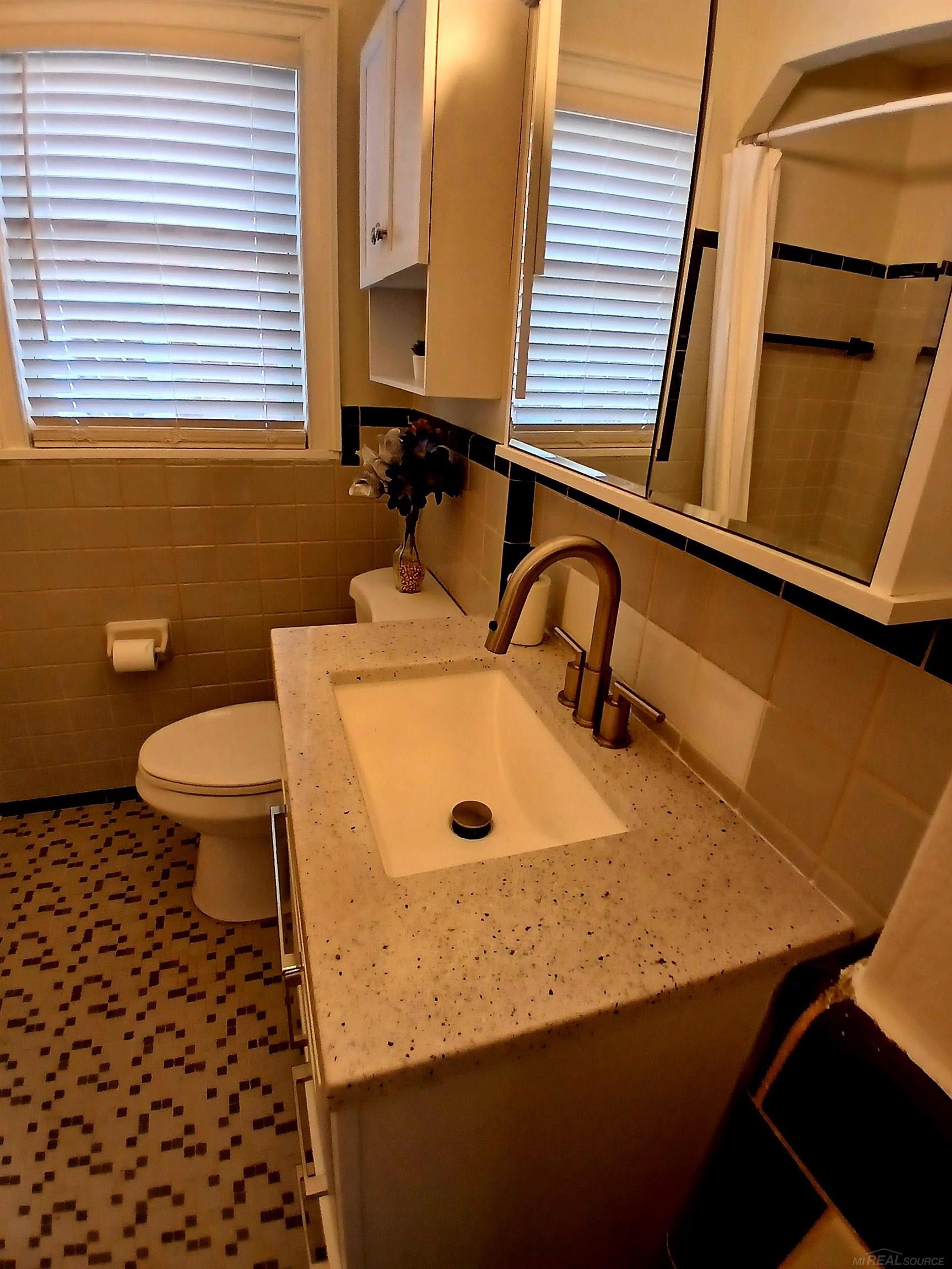 27247 Leroy Drive, Roseville, MI, 48066