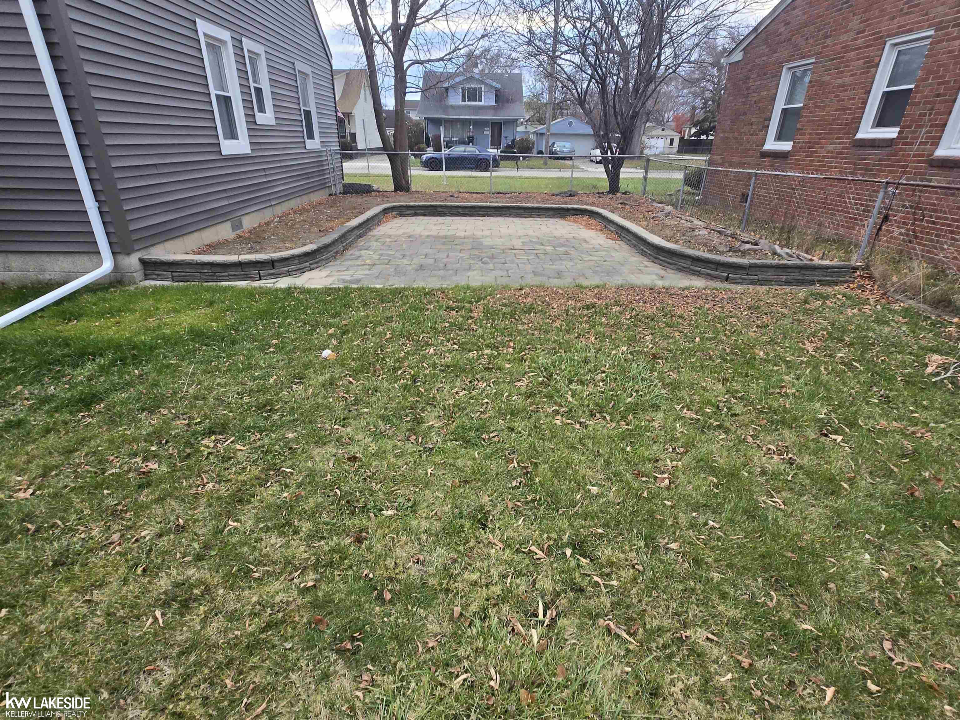 Center Line, MI, 48015