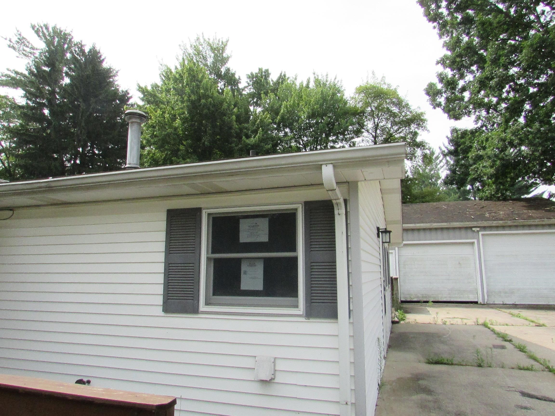 2nd image of 2905 W Burt Rd, Montrose, MI 48457 | MLS# 5050195577