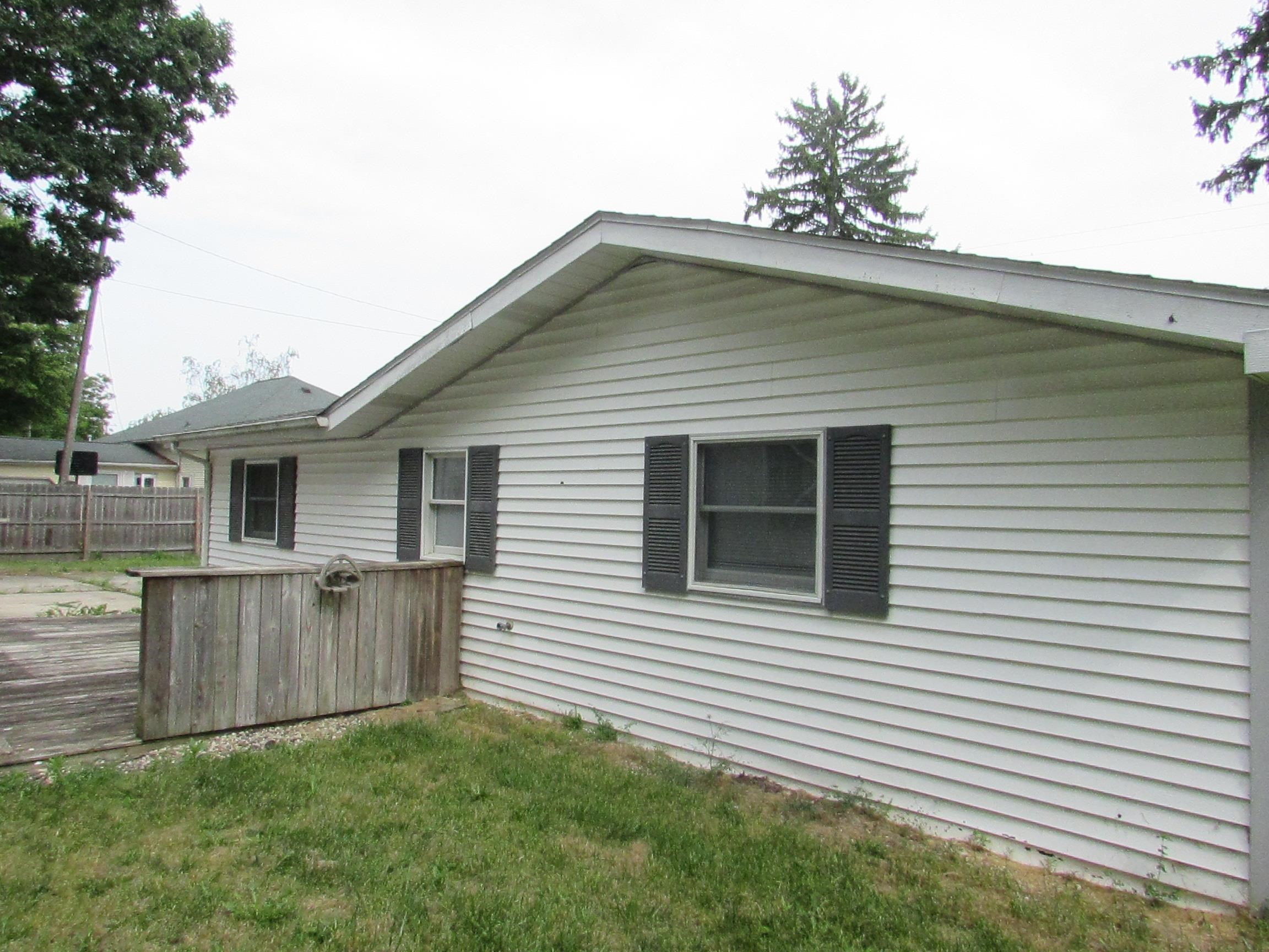 5th image of 2905 W Burt Rd, Montrose, MI 48457 | MLS# 5050195577