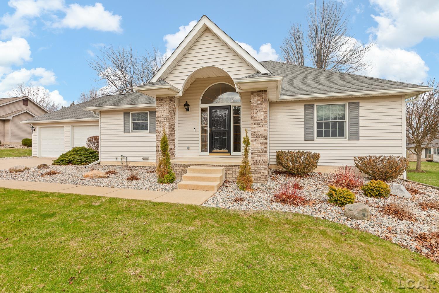 618 Nokomis Drive, Tecumseh, MI, 49286