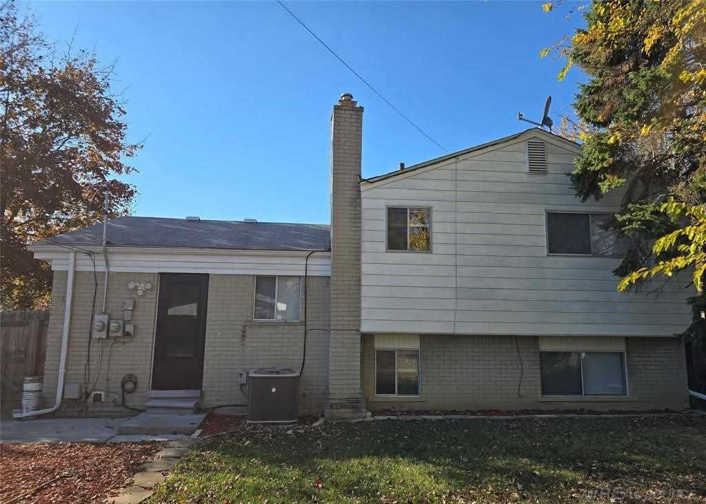 33828 Stonewood Drive, Sterling Heights, MI, 48312