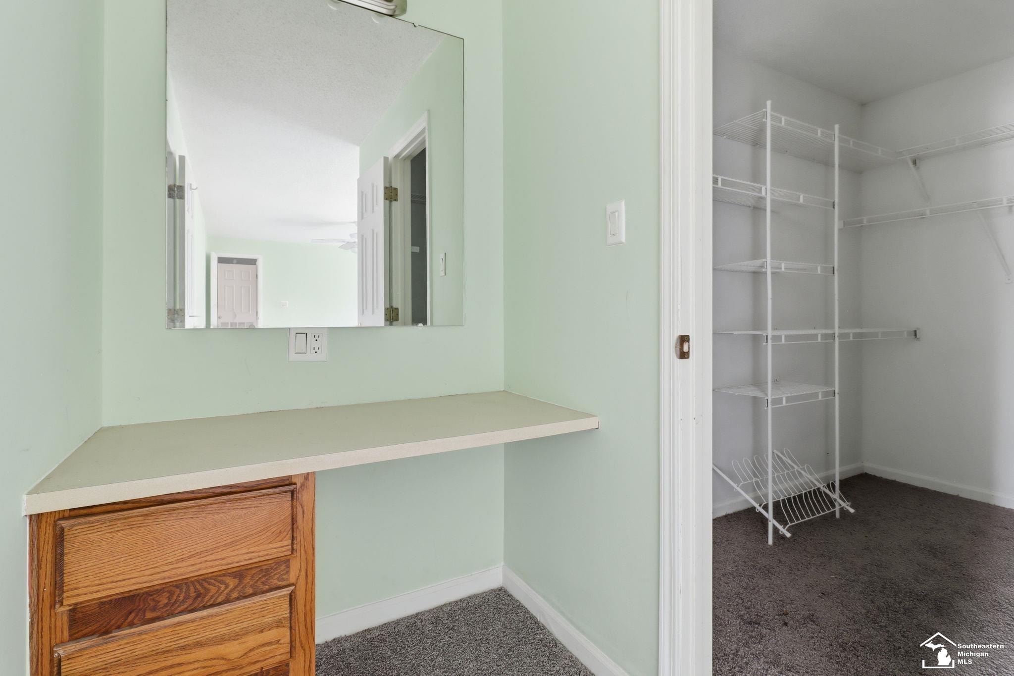 15601 Bak Road, Van Buren Twp, MI, 48111-3505