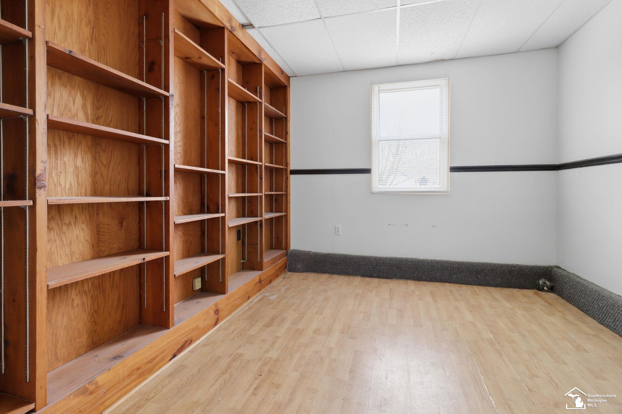 15601 Bak Road, Van Buren Twp, MI, 48111-3505