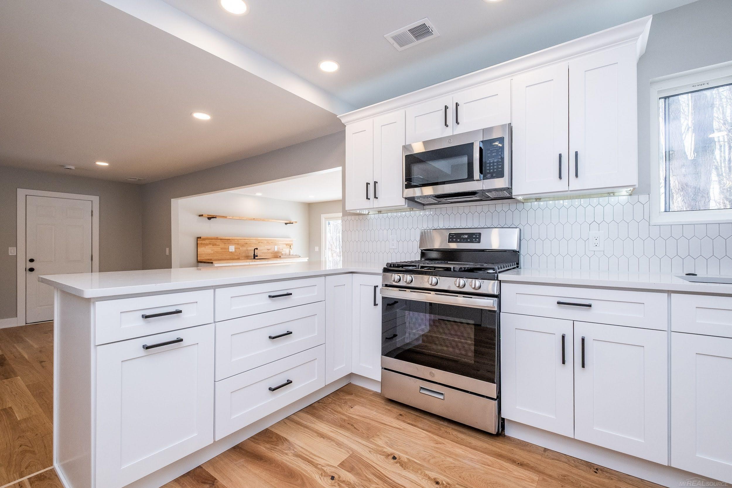 Homes for sale in Harrison Twp, MI | 27590 Hiller St, Harrison Twp, MI 48045 | MLS# 50196089