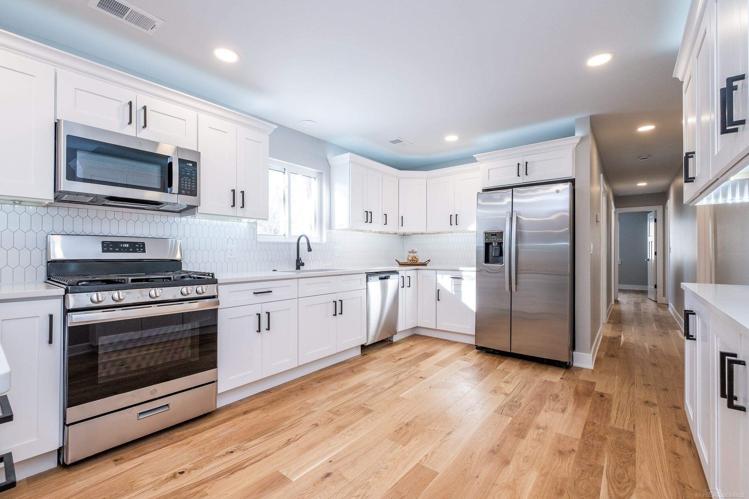 Homes for sale in Harrison Twp, MI | 27590 Hiller St, Harrison Twp, MI 48045 | MLS# 50196089