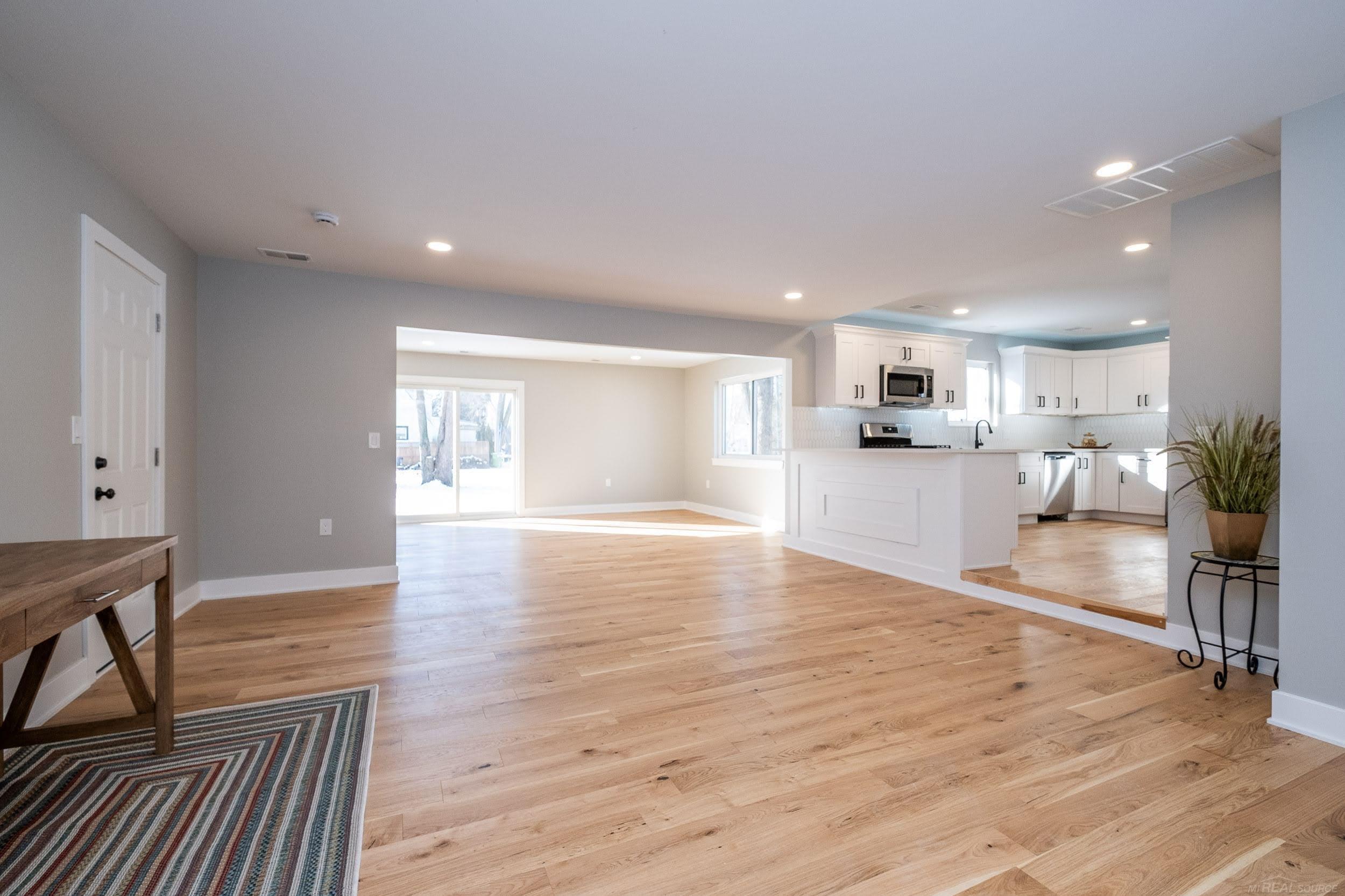 Homes for sale in Harrison Twp, MI | 27590 Hiller St, Harrison Twp, MI 48045 | MLS# 50196089