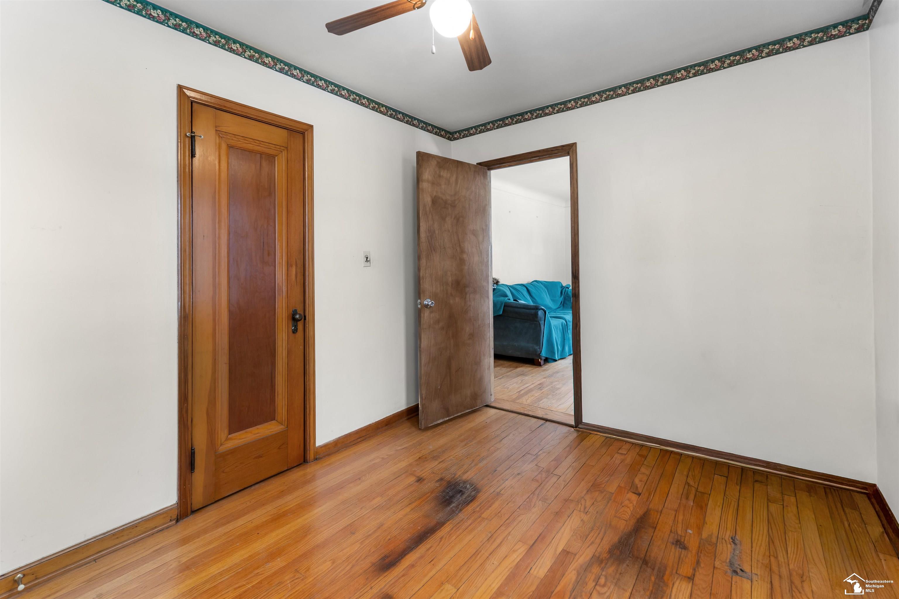 1331 Detroit Avenue, Lincoln Park, MI, 48146-3331