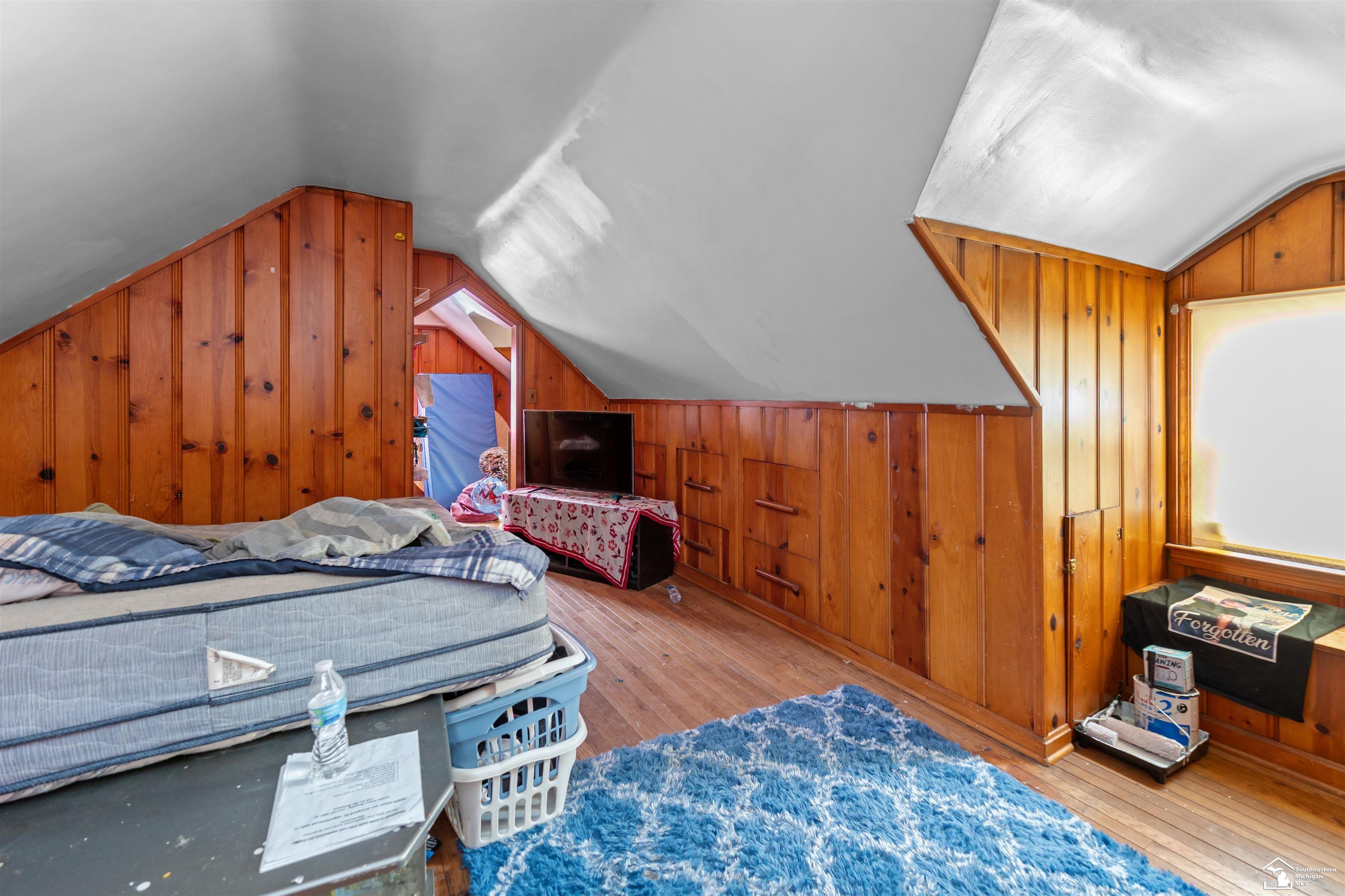 1331 Detroit Avenue, Lincoln Park, MI, 48146-3331