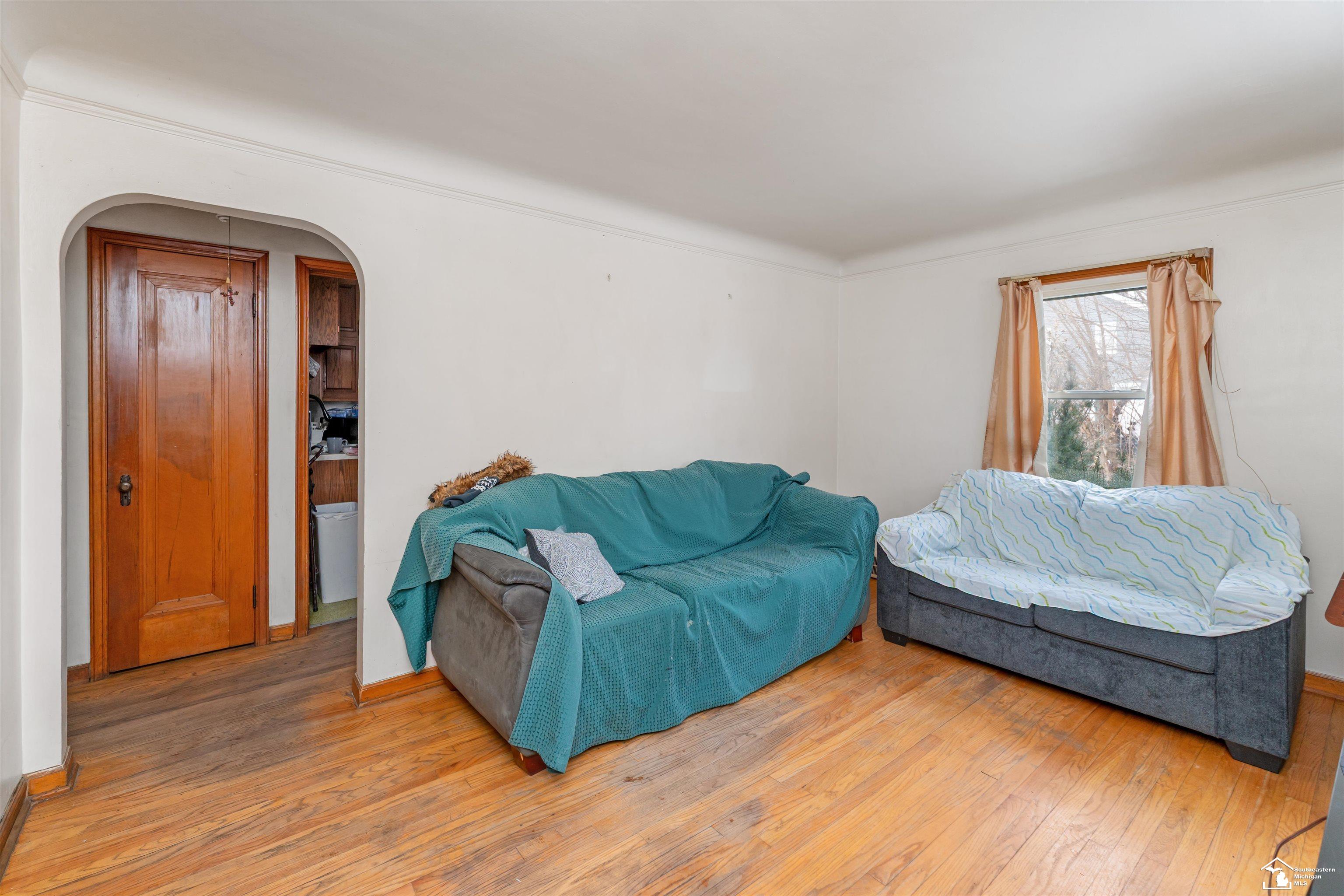 1331 Detroit Avenue, Lincoln Park, MI, 48146-3331