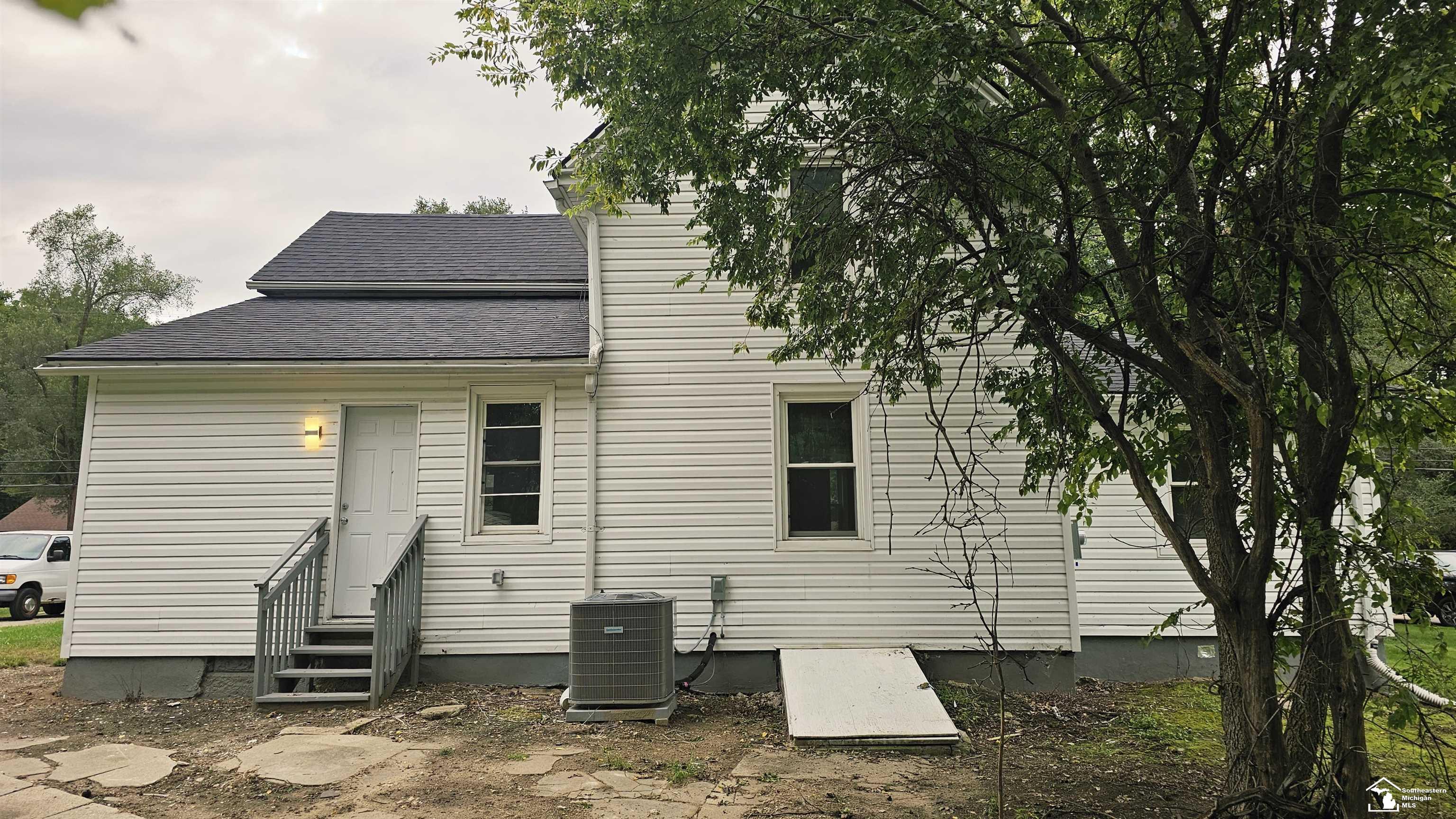 Photo 2 of Single family home for sale at 411 2nd Street, Ypsilanti, MI 48197 | MLS# 57050196269 | Listing updated on 2026-09-24