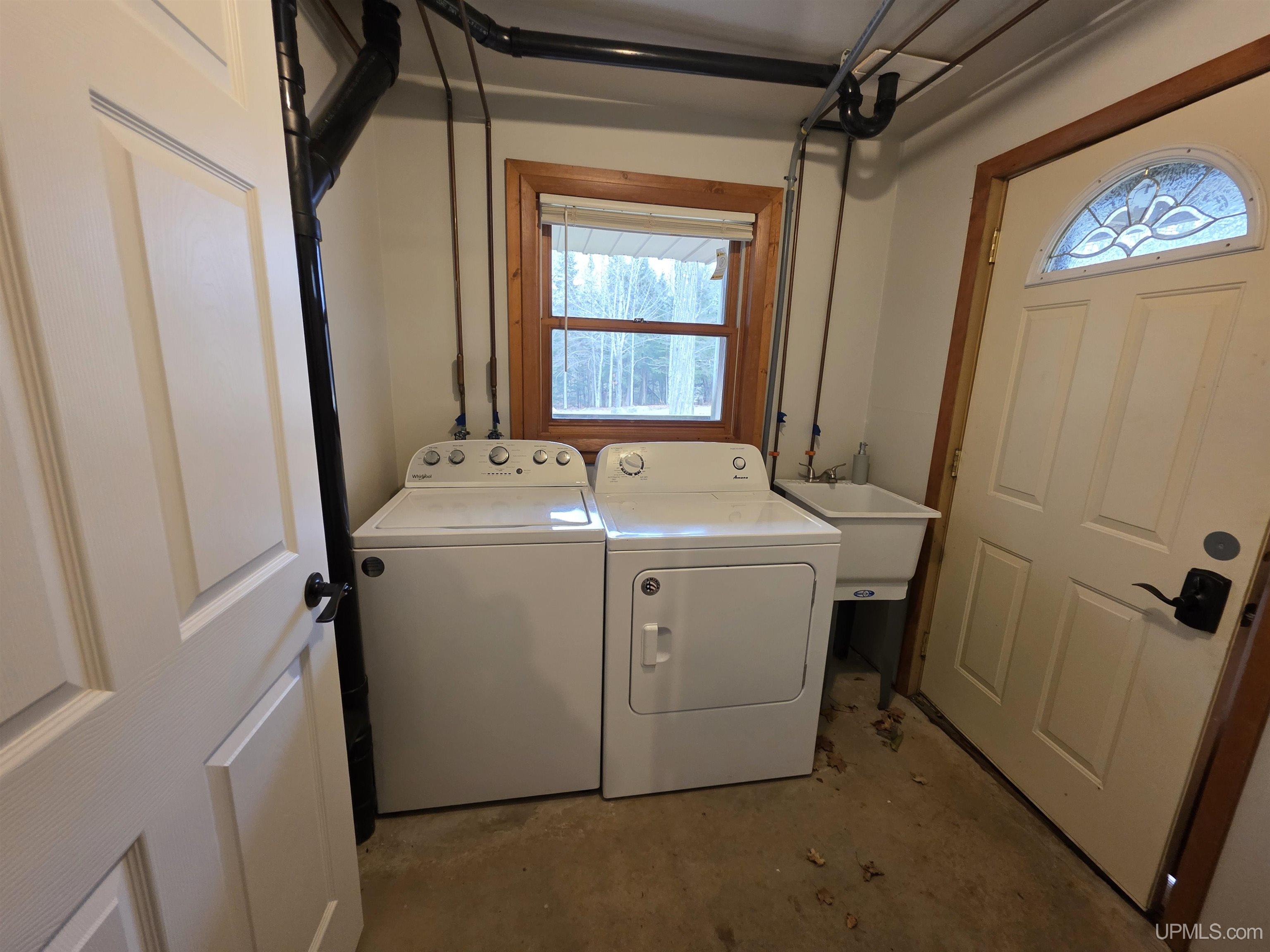 8285 Peter White Road, Deerton, MI, 49822