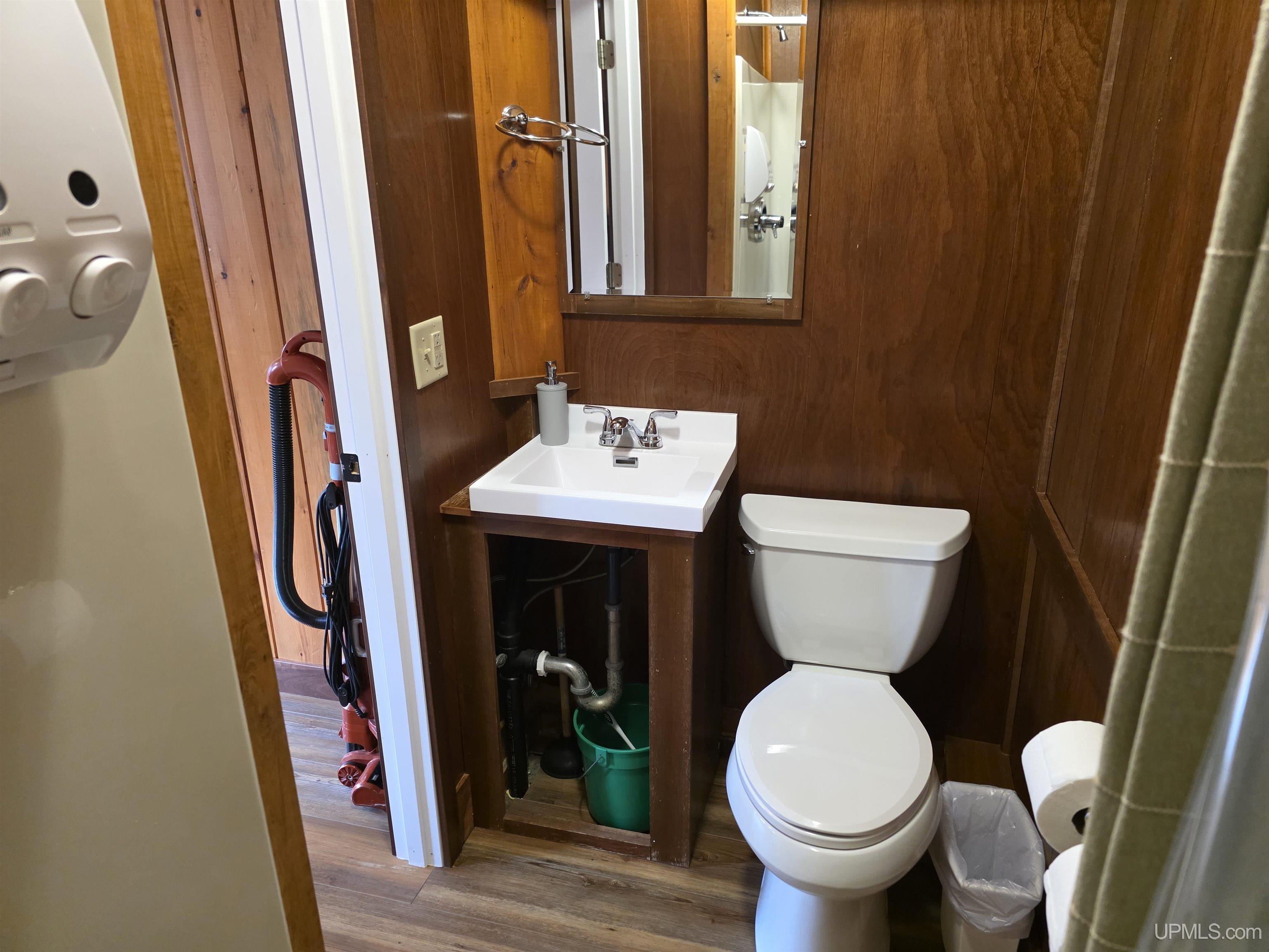 8285 Peter White Road, Deerton, MI, 49822