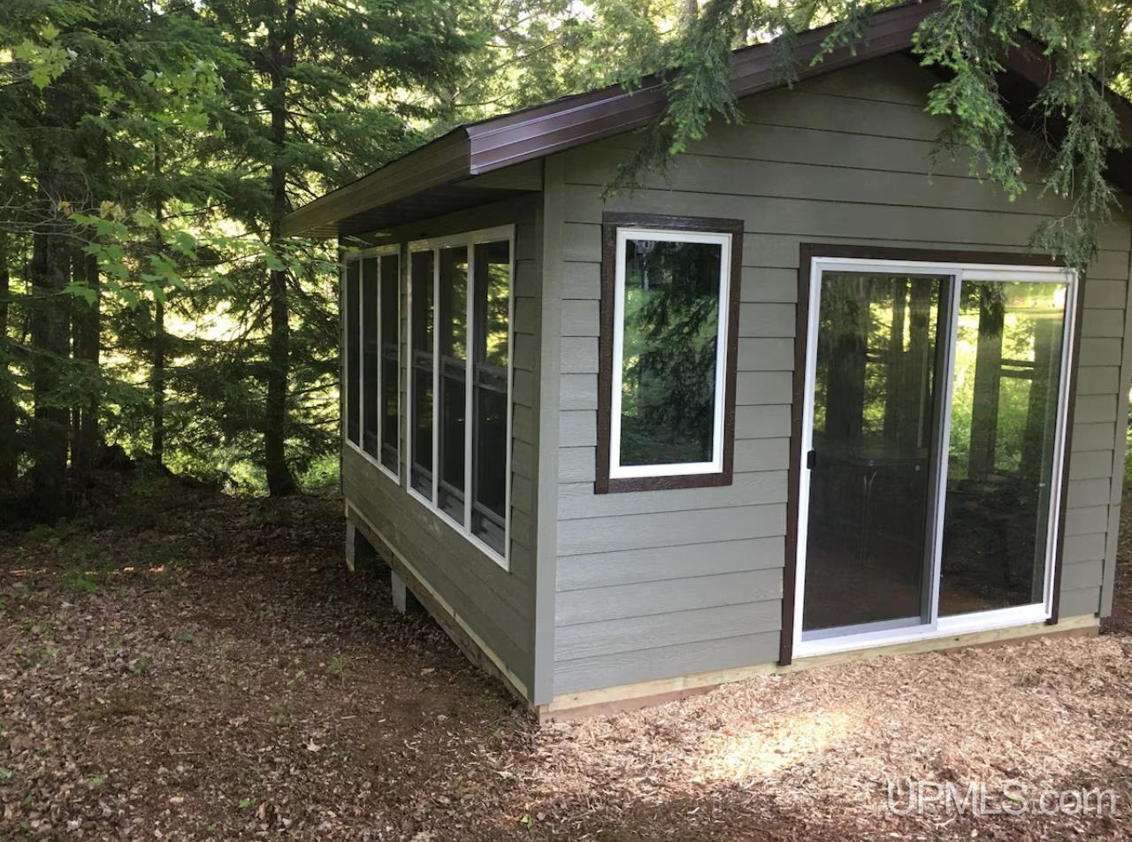 8285 Peter White Road, Deerton, MI, 49822