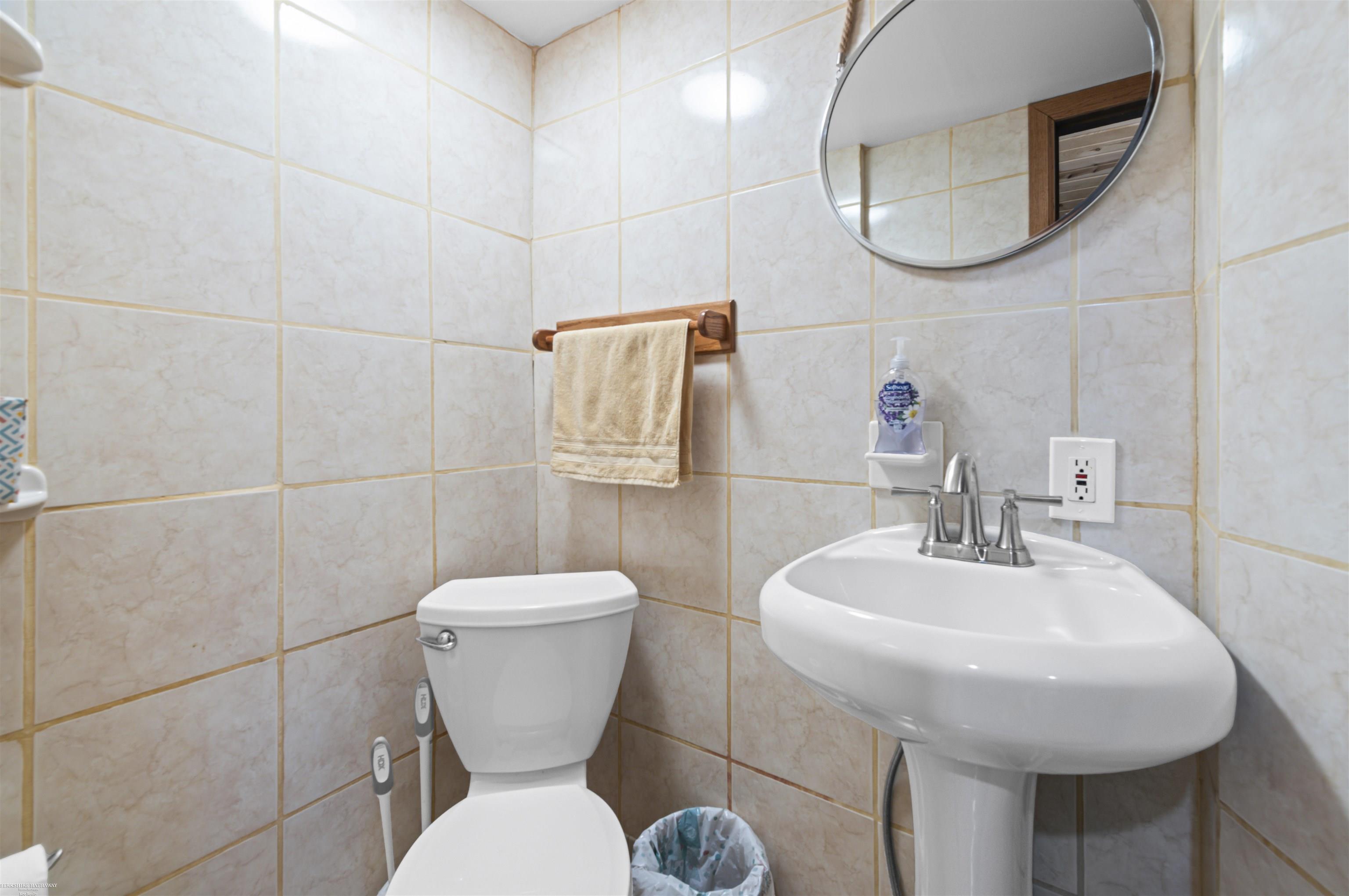 22437 Milner Street, Saint Clair Shores, MI, 48081