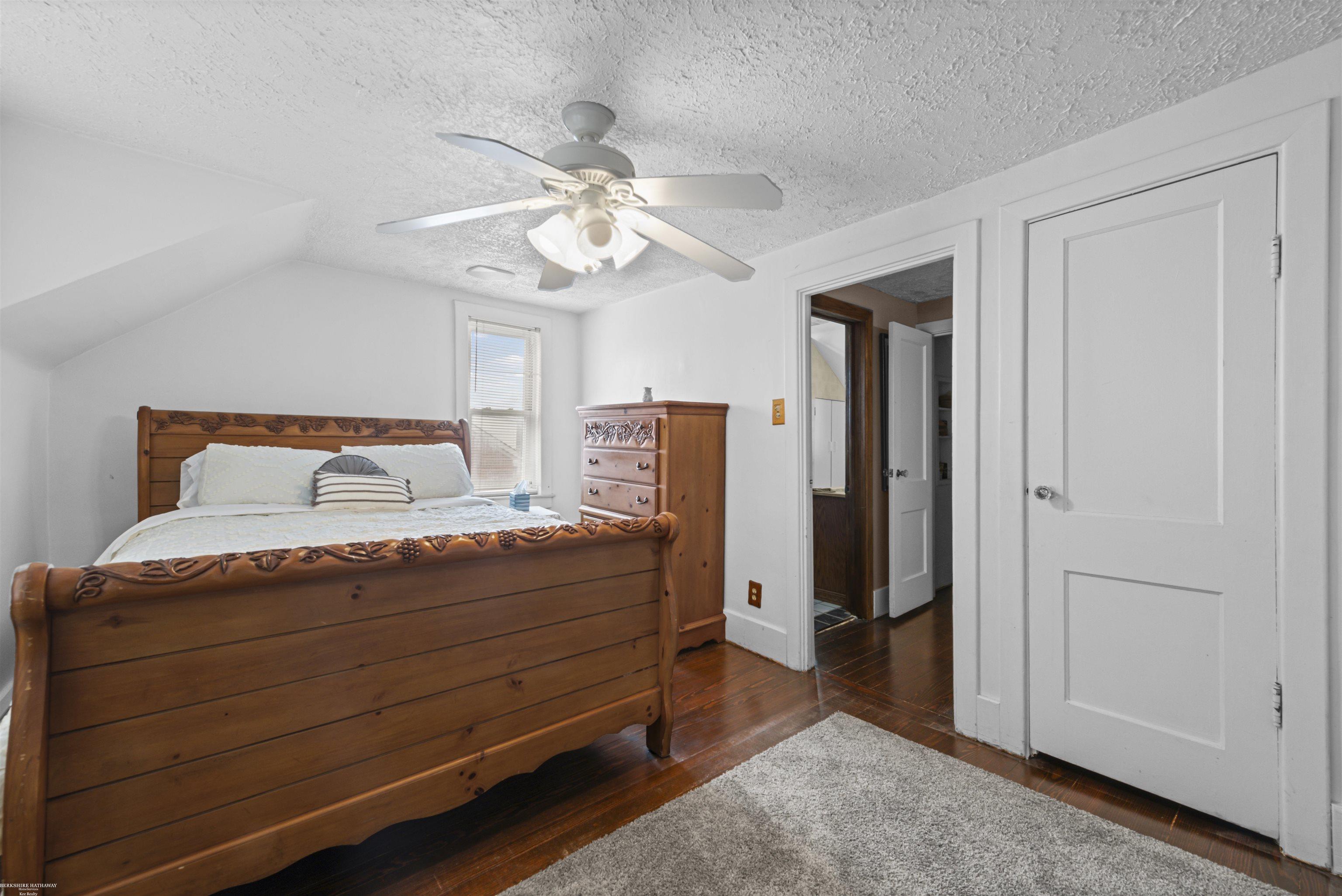 22437 Milner Street, Saint Clair Shores, MI, 48081