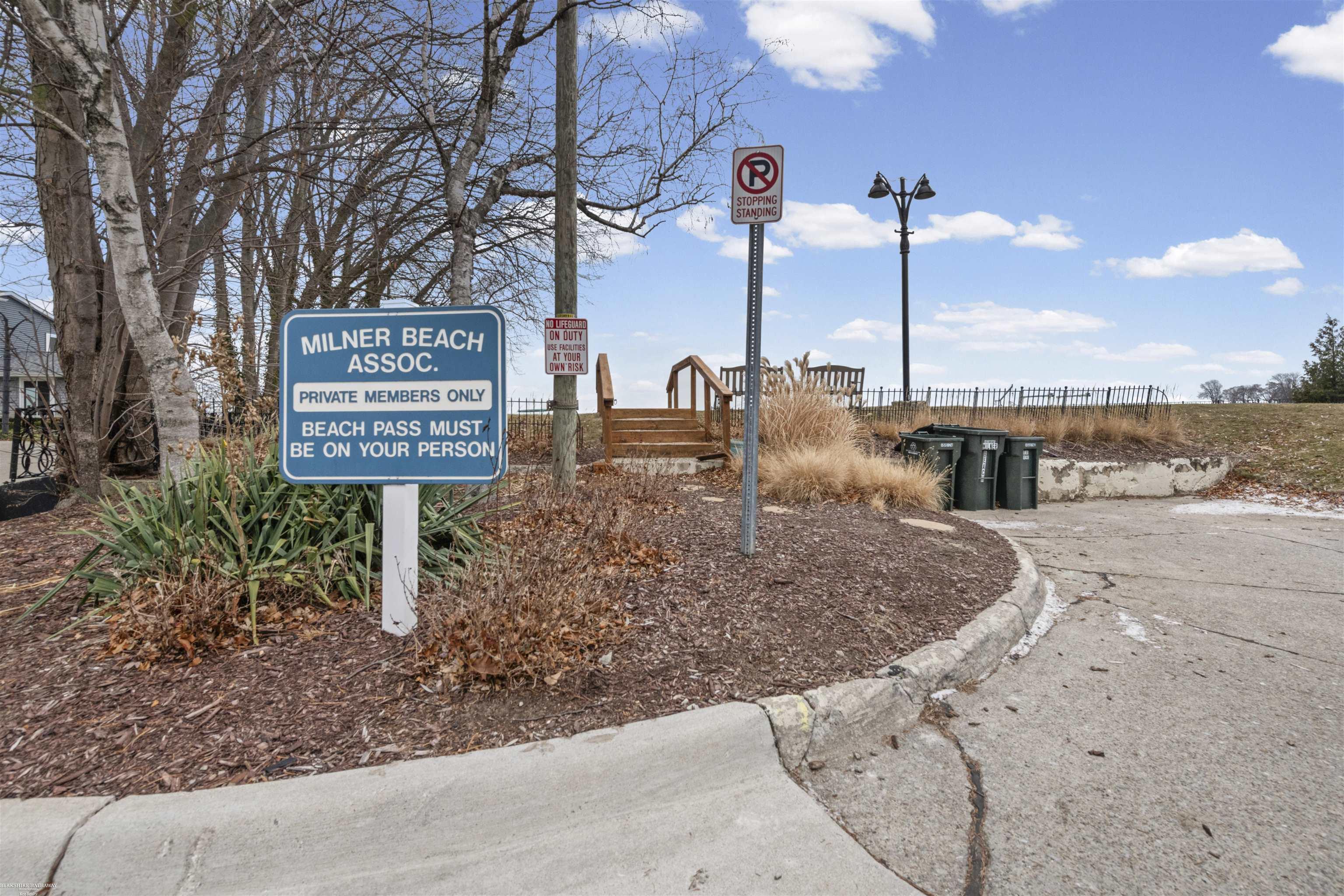 22437 Milner Street, Saint Clair Shores, MI, 48081