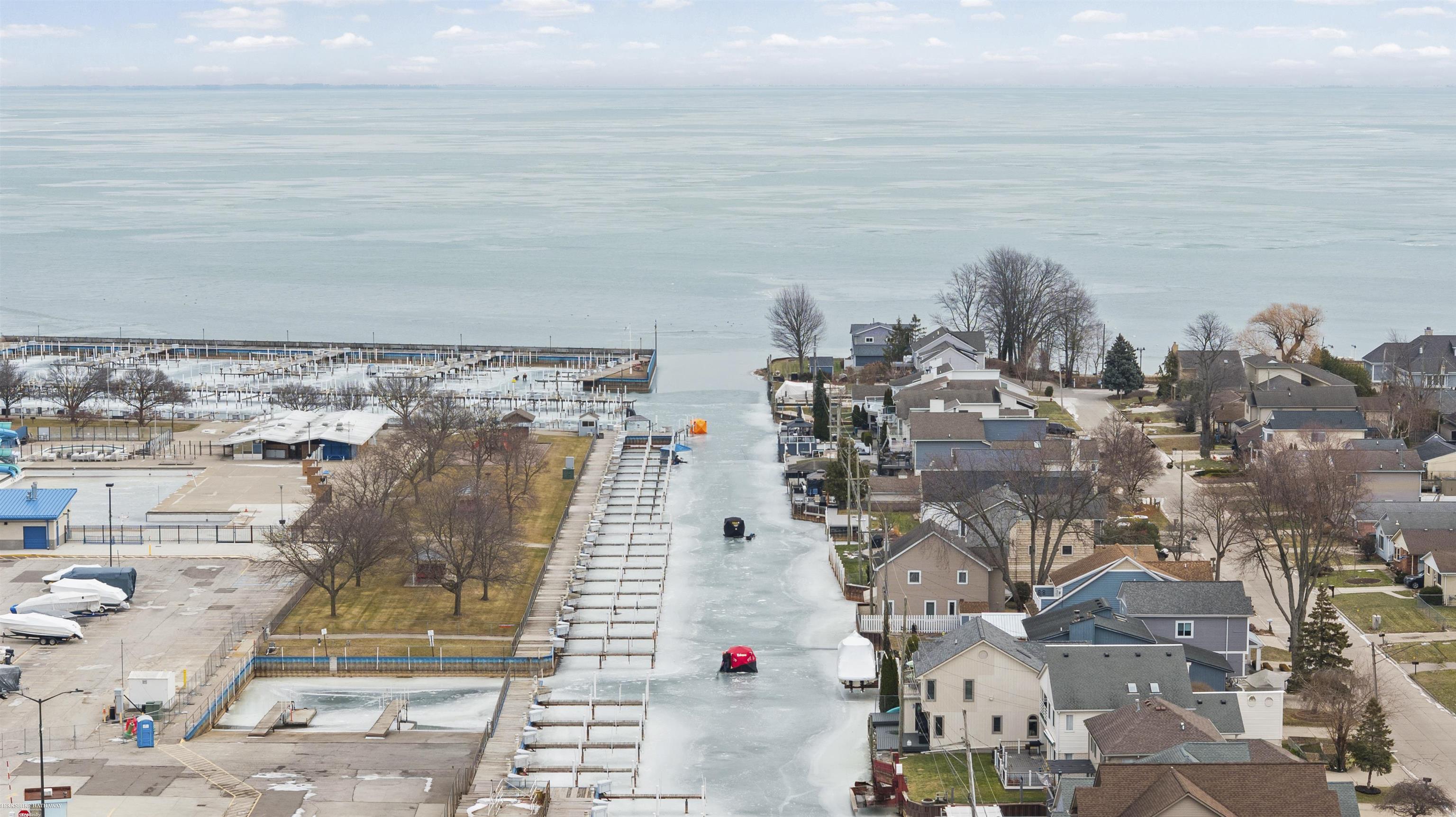 22437 Milner Street, Saint Clair Shores, MI, 48081