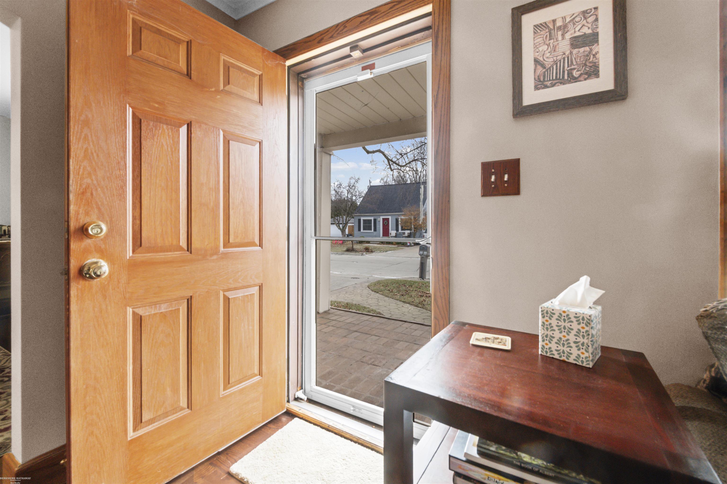 22437 Milner Street, Saint Clair Shores, MI, 48081