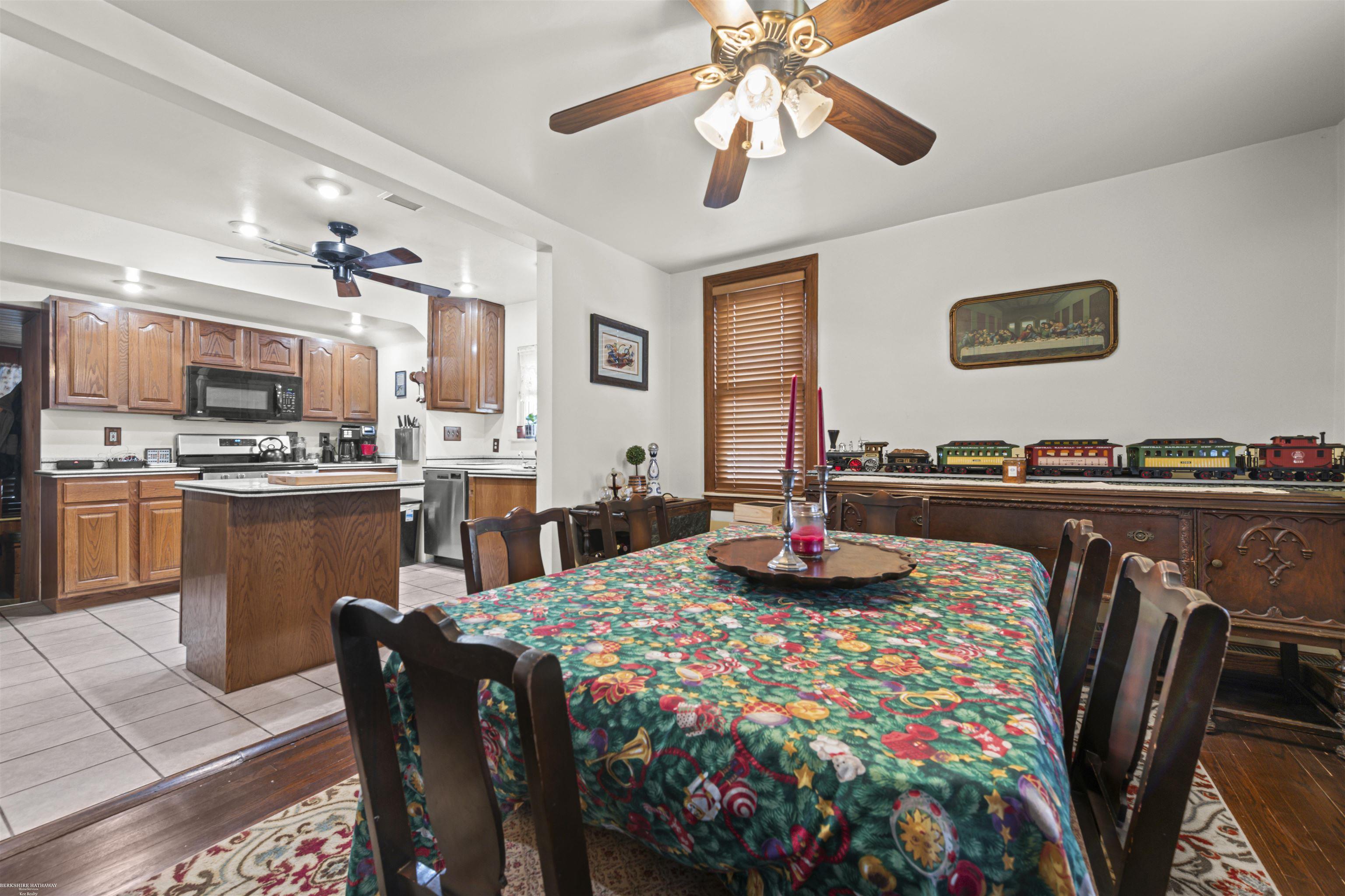 22437 Milner Street, Saint Clair Shores, MI, 48081