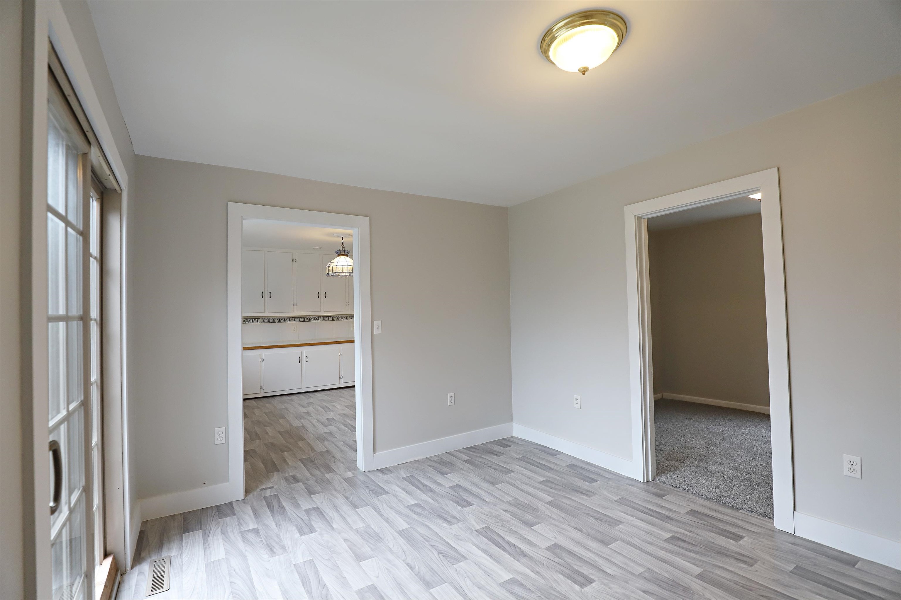 1450 Carman, Burton, MI 48529 Photo