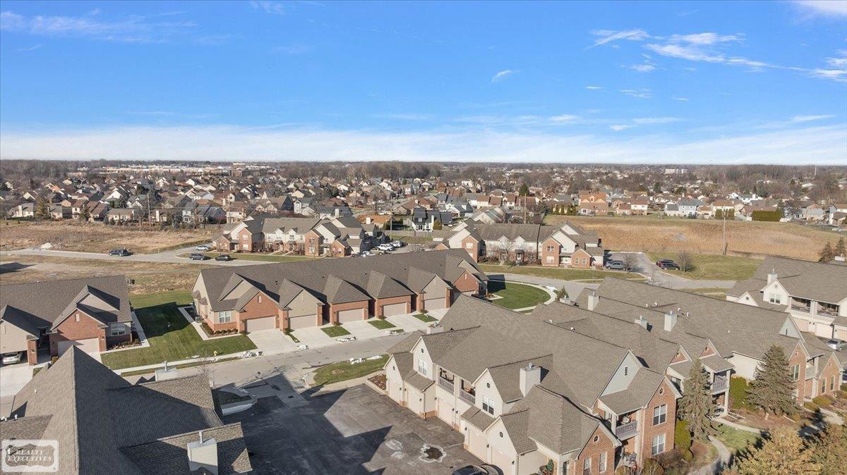 28737 Sheffield Ct Court, Chesterfield Twp, MI, 48047