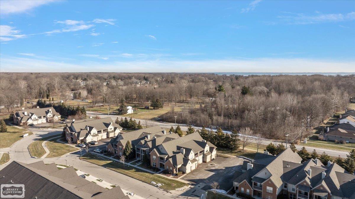 28737 Sheffield Ct Court, Chesterfield Twp, MI, 48047