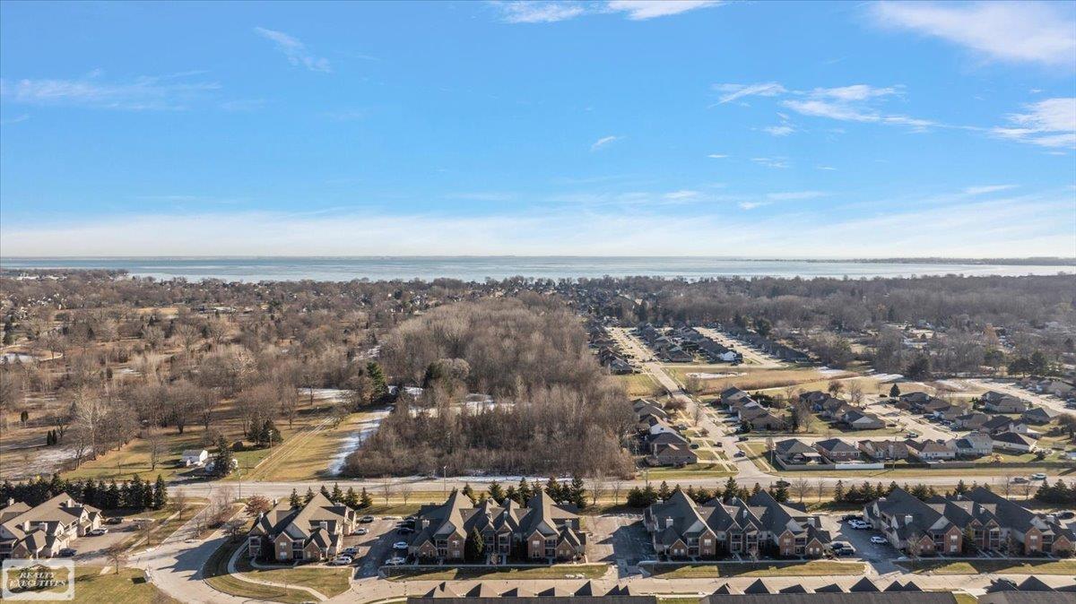 28737 Sheffield Ct Court, Chesterfield Twp, MI, 48047