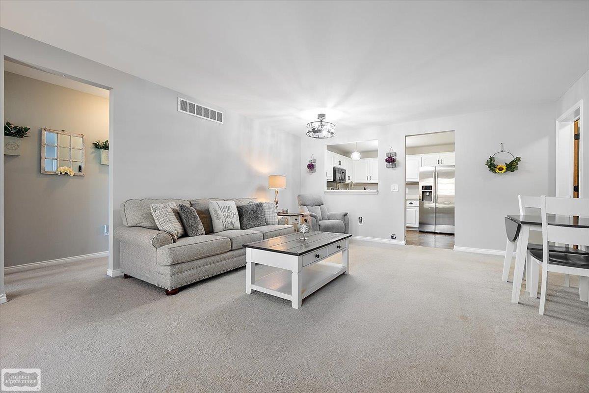 28737 Sheffield Ct Court, Chesterfield Twp, MI, 48047