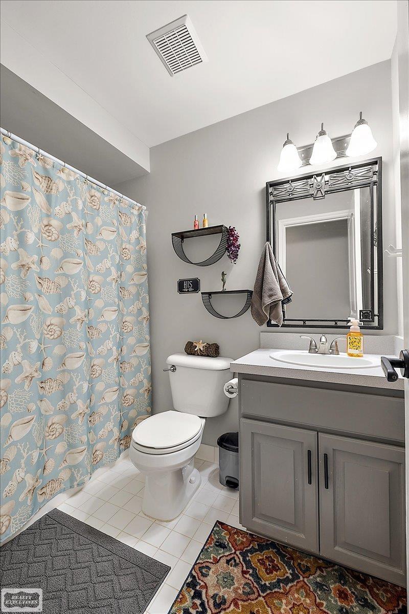 28737 Sheffield Ct Court, Chesterfield Twp, MI, 48047