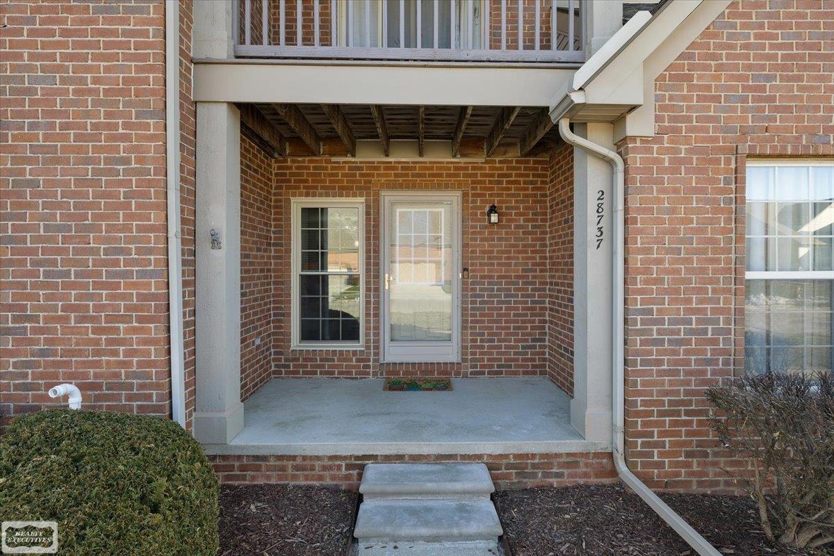 28737 Sheffield Ct Court, Chesterfield Twp, MI, 48047