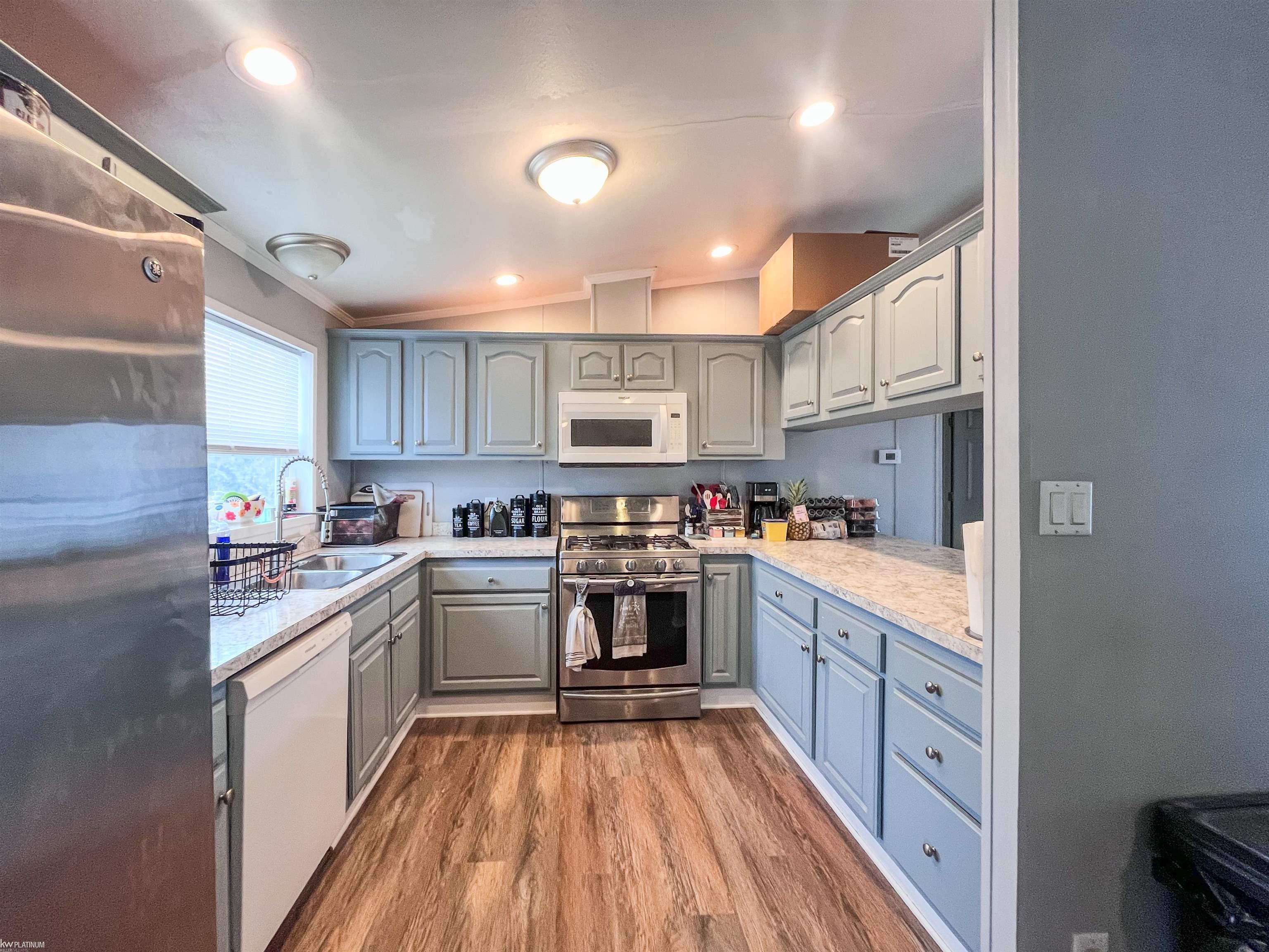 38146 Saint Tropez Drive, Clinton Township, MI, 48038