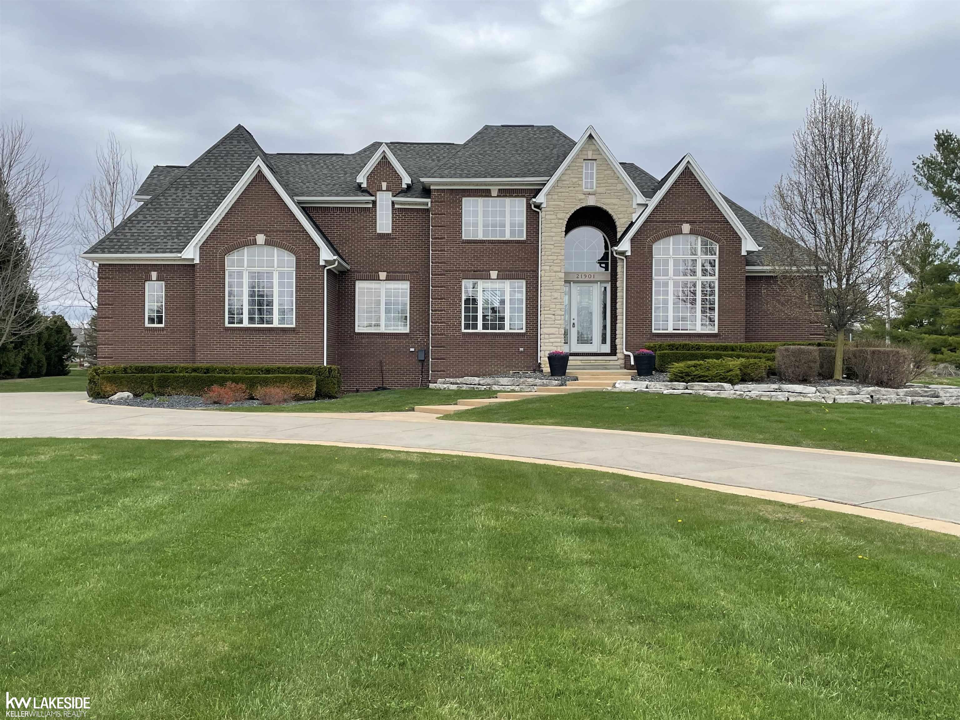 3520 Blue Heron Court, Ann Arbor, MI, 48198 9609