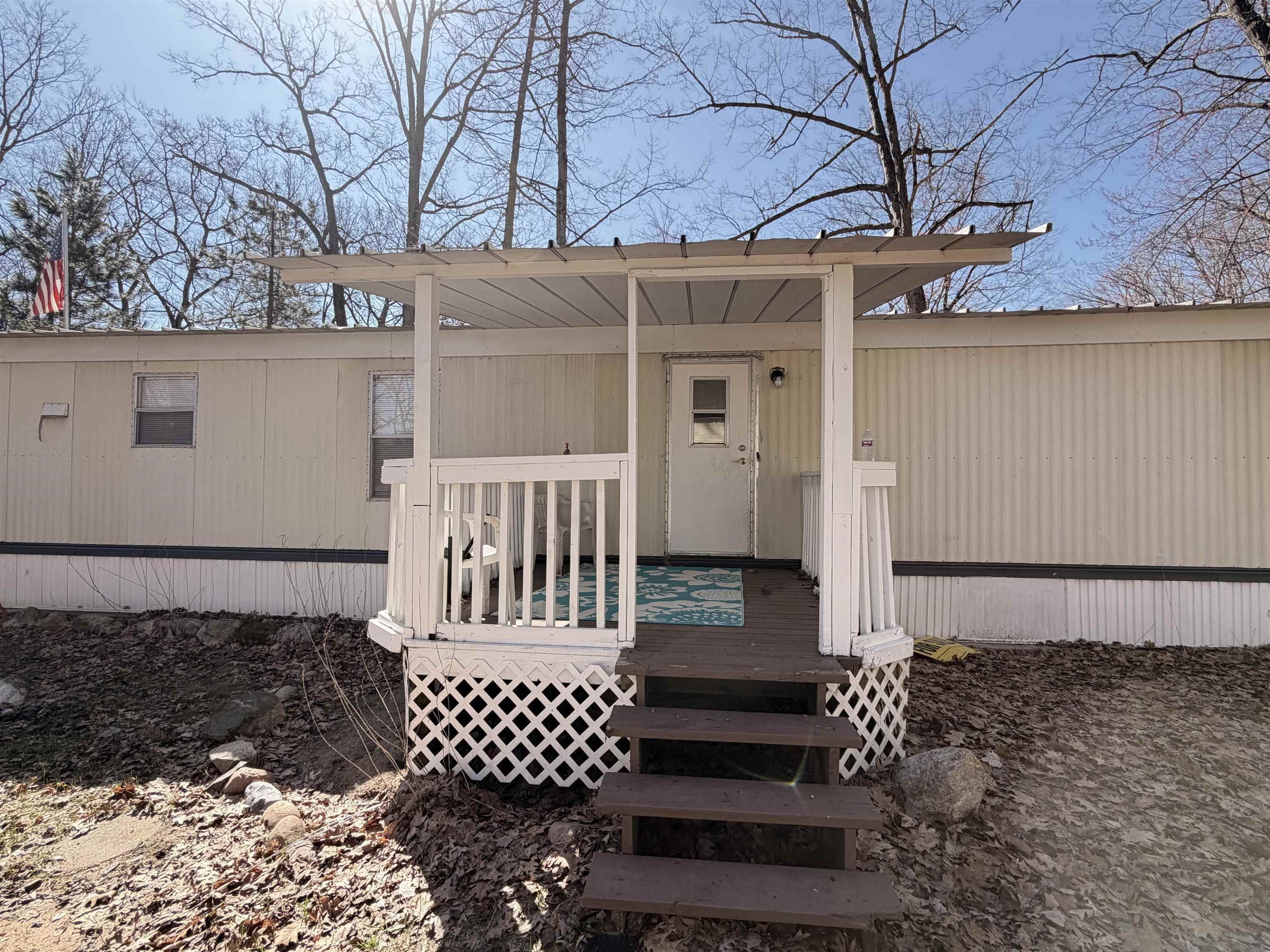 Road, Harrison, MI, 48625