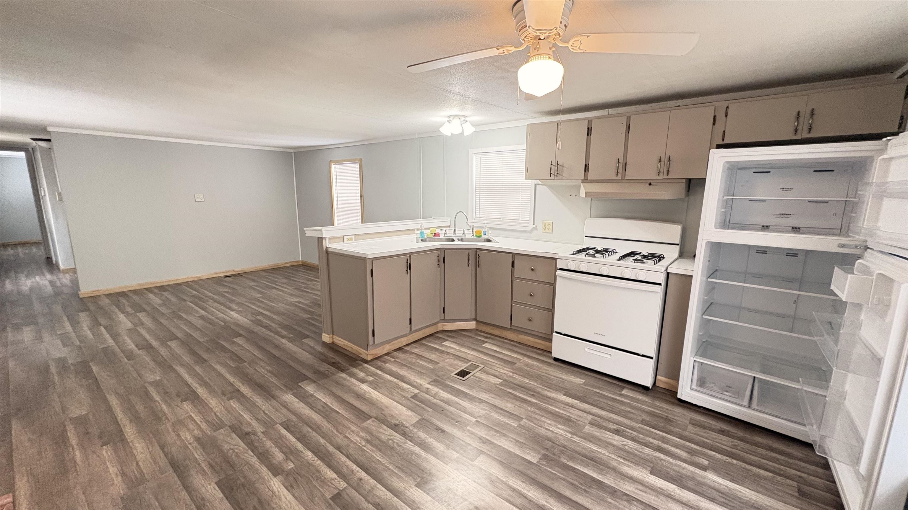 Road, Harrison, MI, 48625