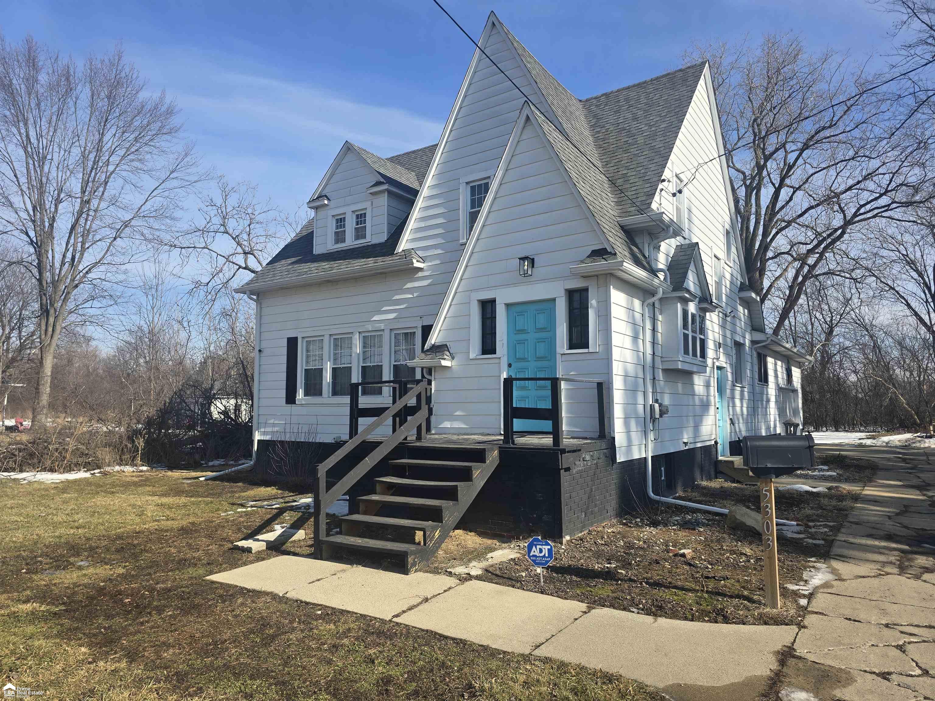 5303 Dixie Highway photo 1