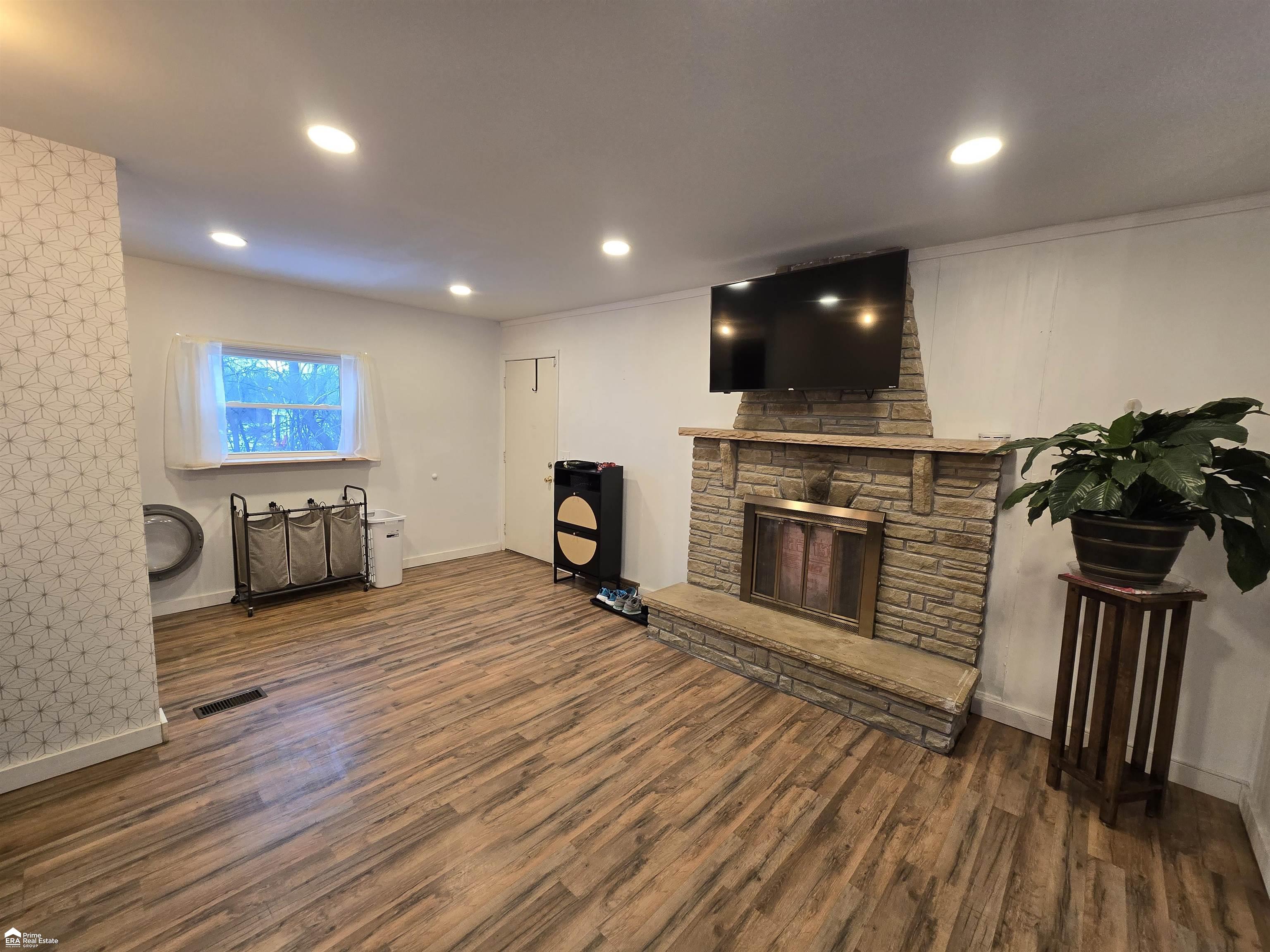 5303 Dixie Highway photo 11