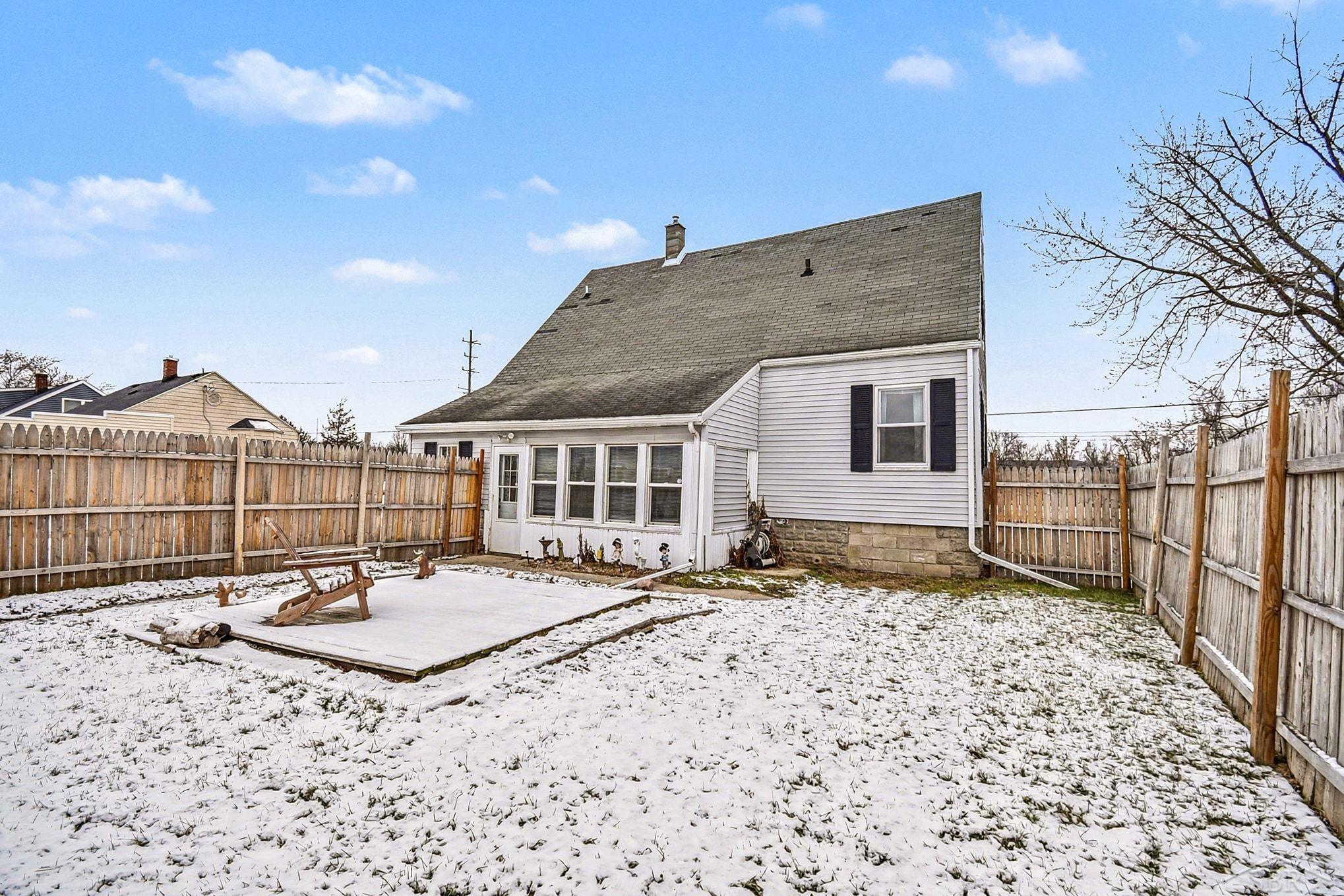 3525 Shattuck Road, Saginaw, MI, 48603