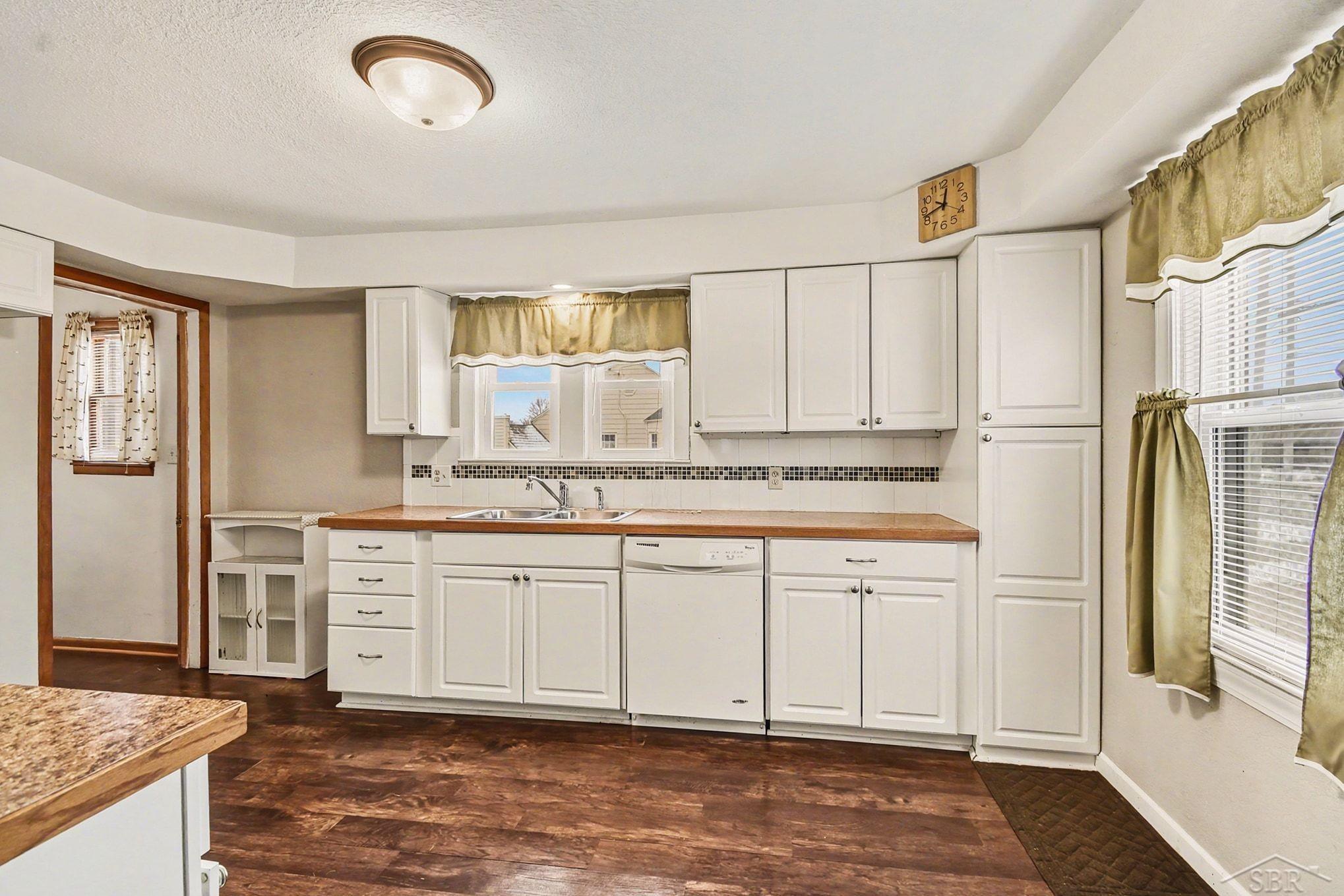 3525 Shattuck Road, Saginaw, MI, 48603