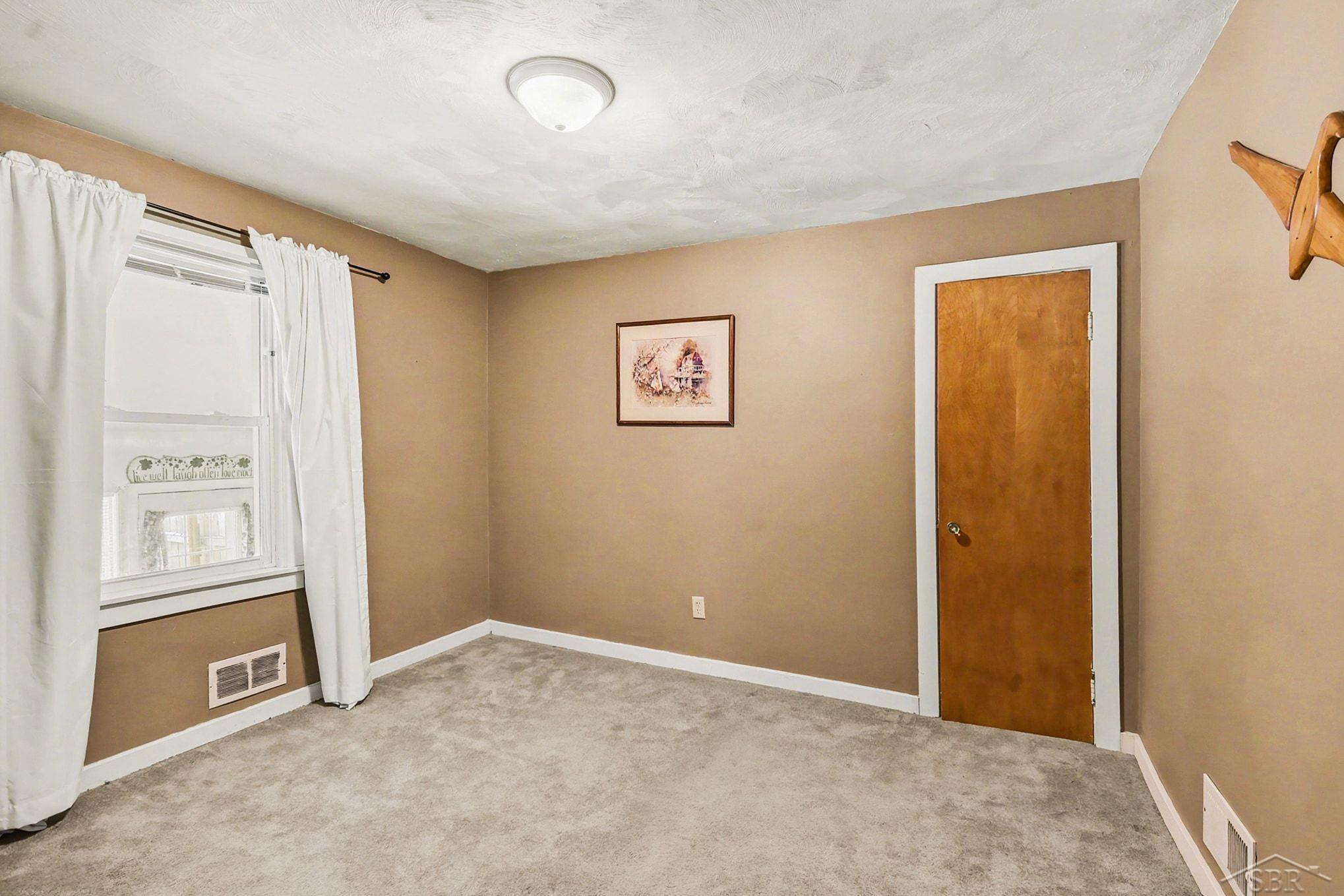 3525 Shattuck Road, Saginaw, MI, 48603