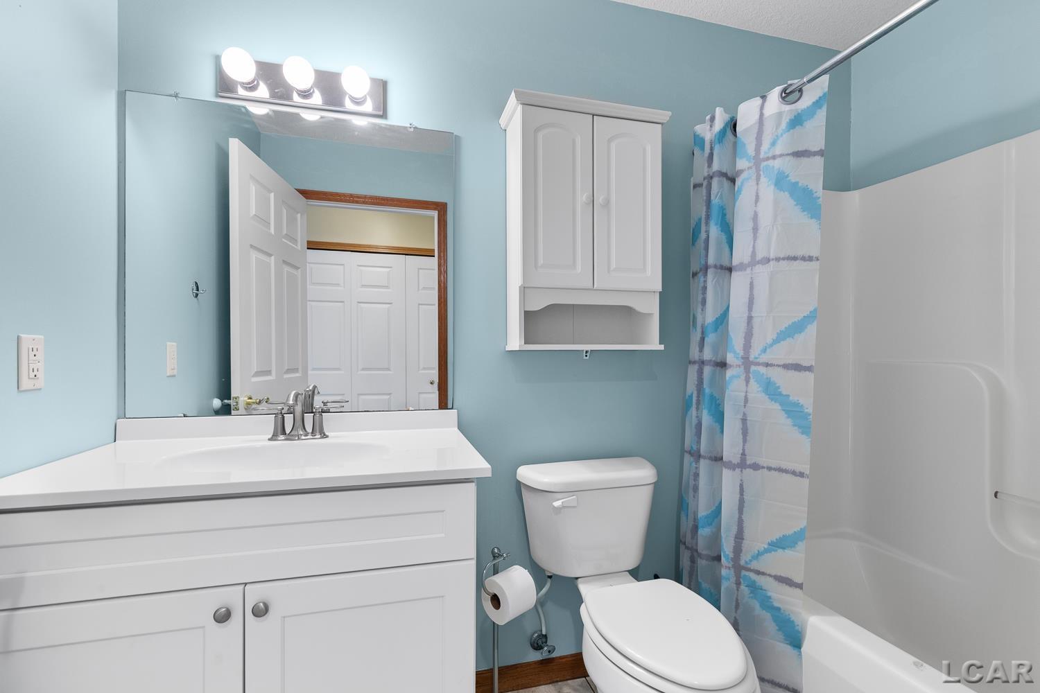 2303 Lakewood Drive, Adrian, MI, 49221
